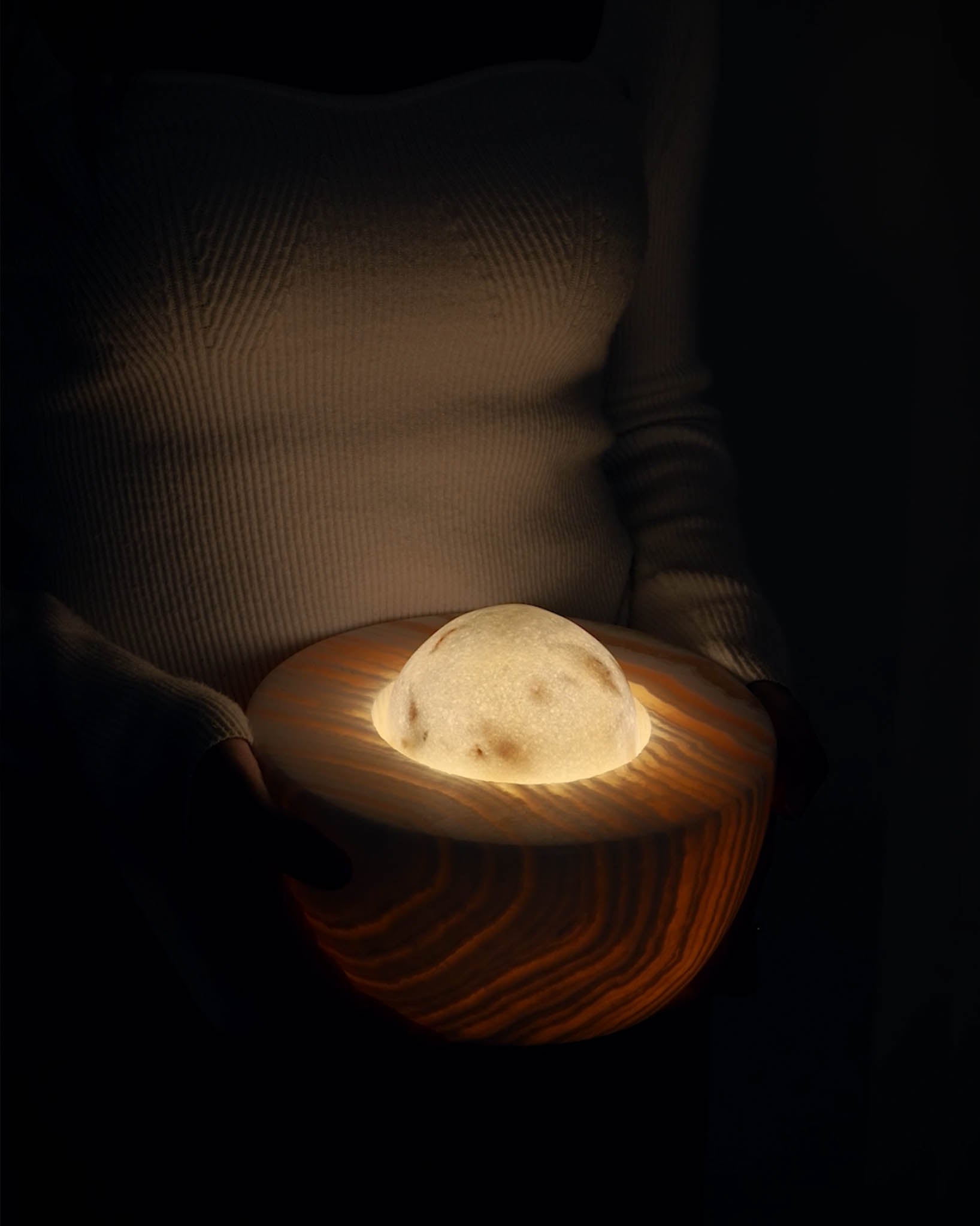 MOONLIGHT SMART TABLE LAMP - Wasilaah