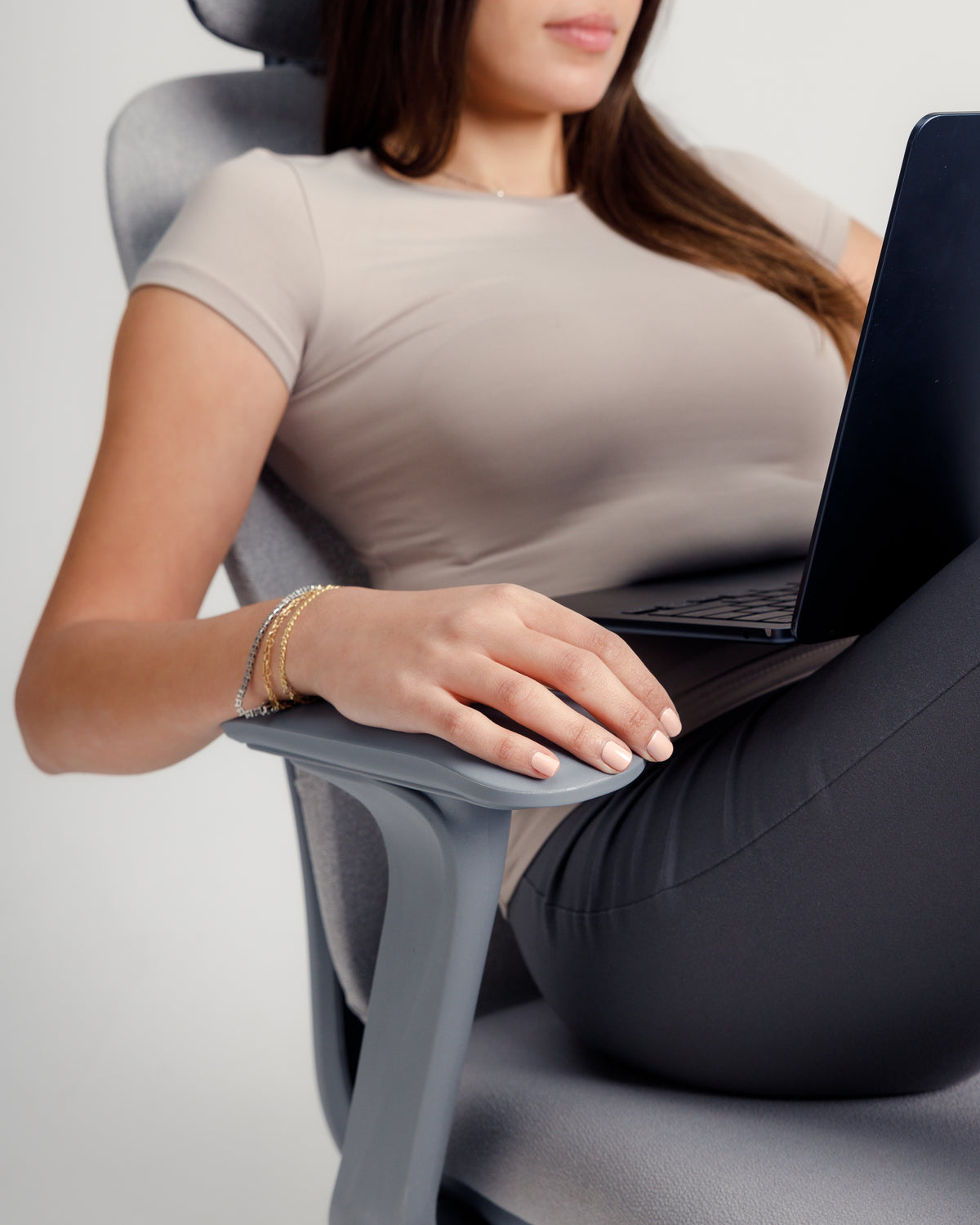 Grey Aura Ergonomic Chair -  Wasilaah