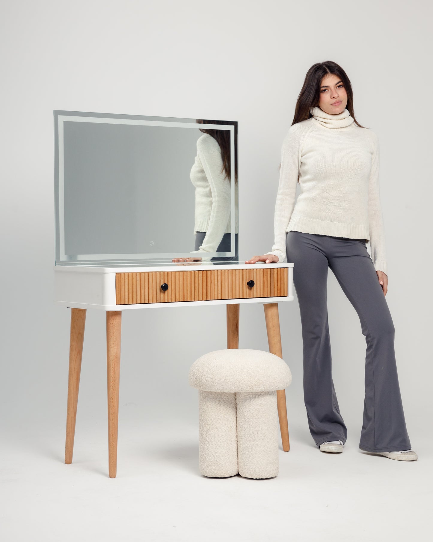 خزانة ملابس وايت ميوز