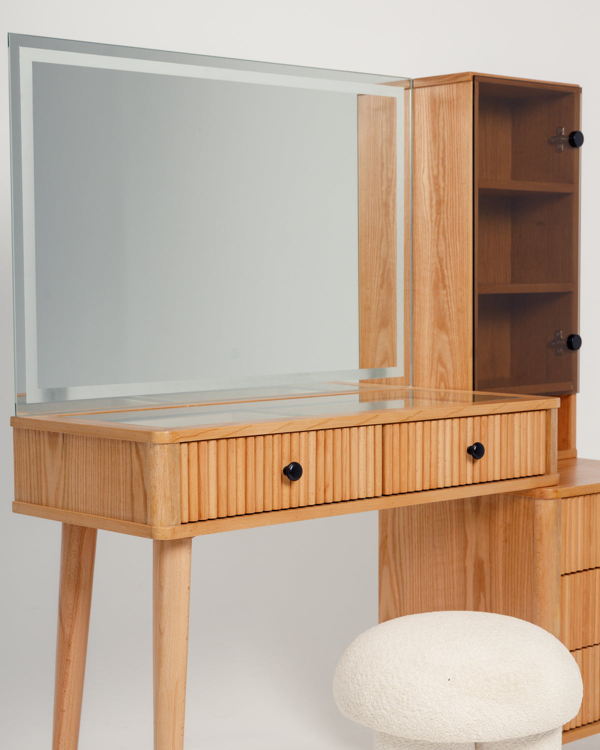 OAK MUSE DRESSER -  Wasilaah