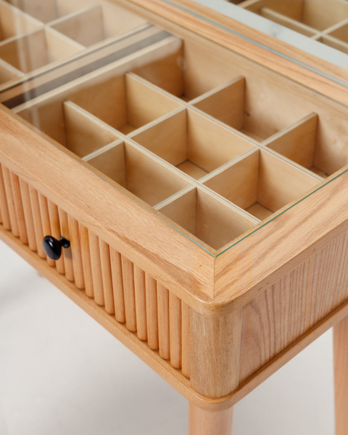 OAK MUSE DRESSER -  Wasilaah