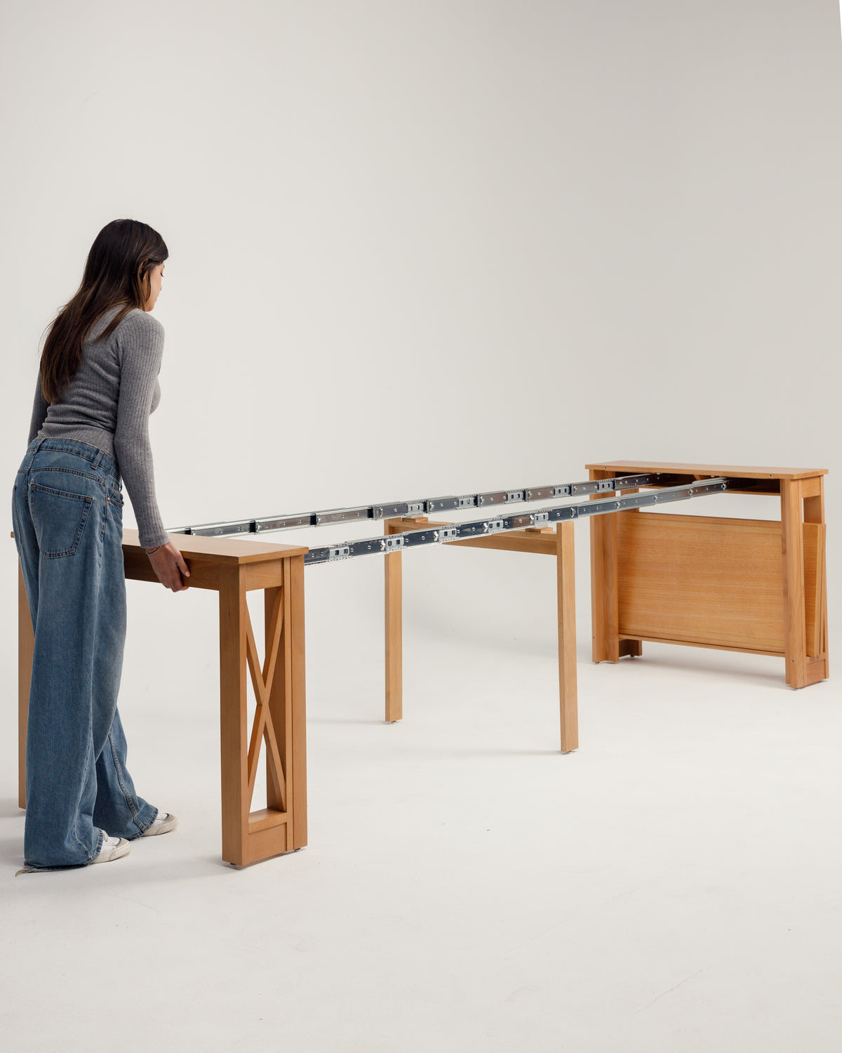 Oak Transformer Table -  Wasilaah