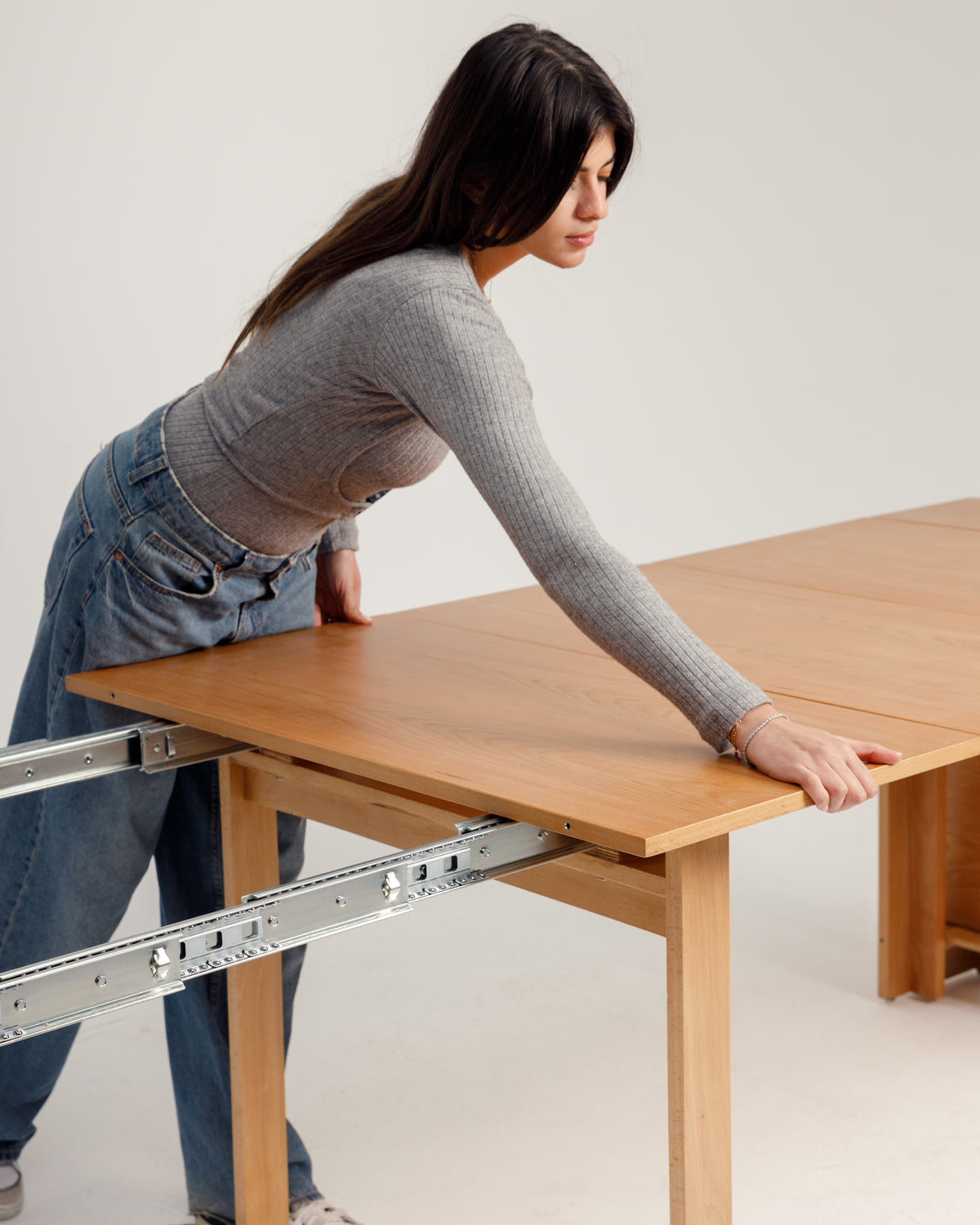 Oak Transformer Table -  Wasilaah