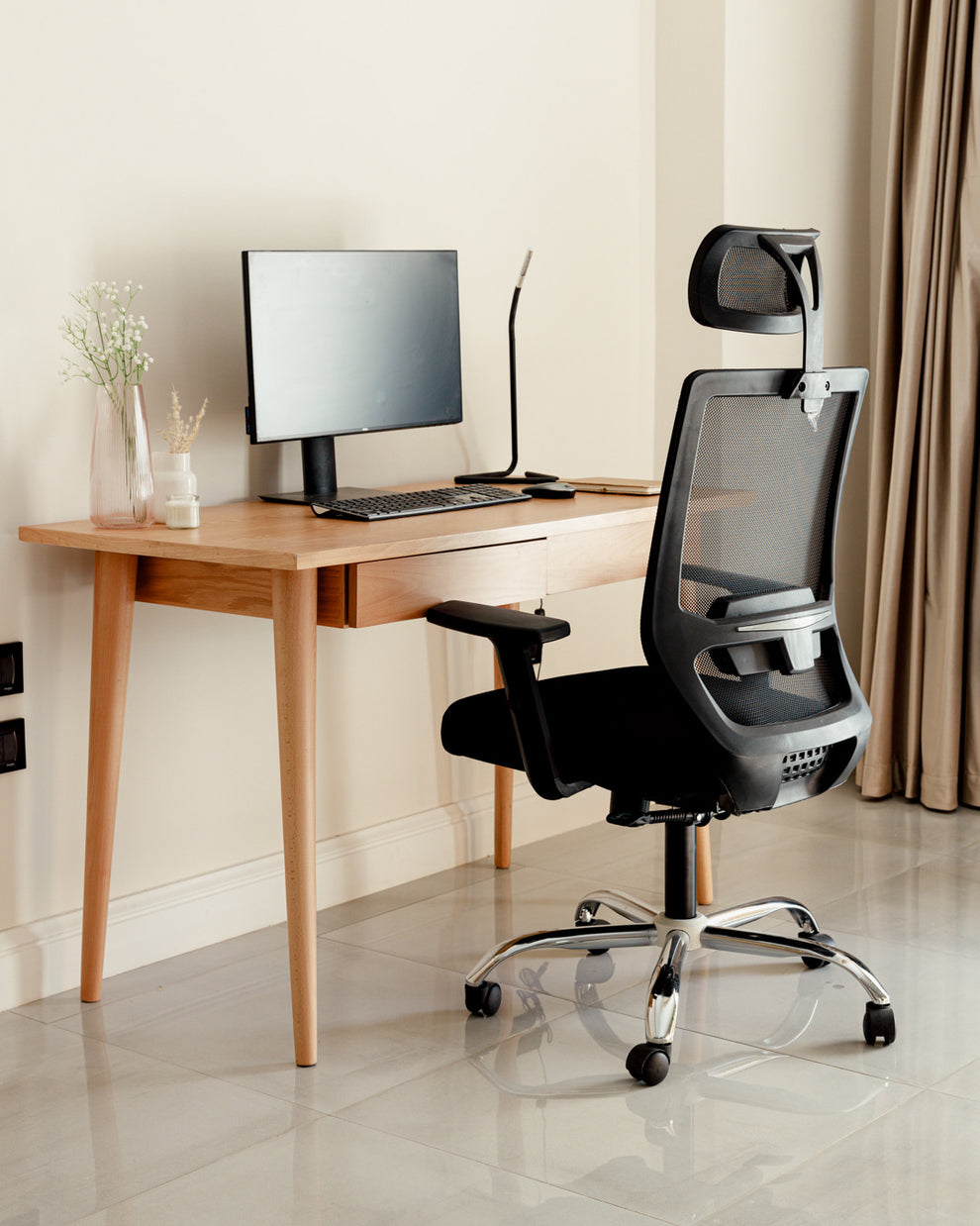 M5 Black Mesh Office Chair | Comfort for Long Workday – Wasilaah