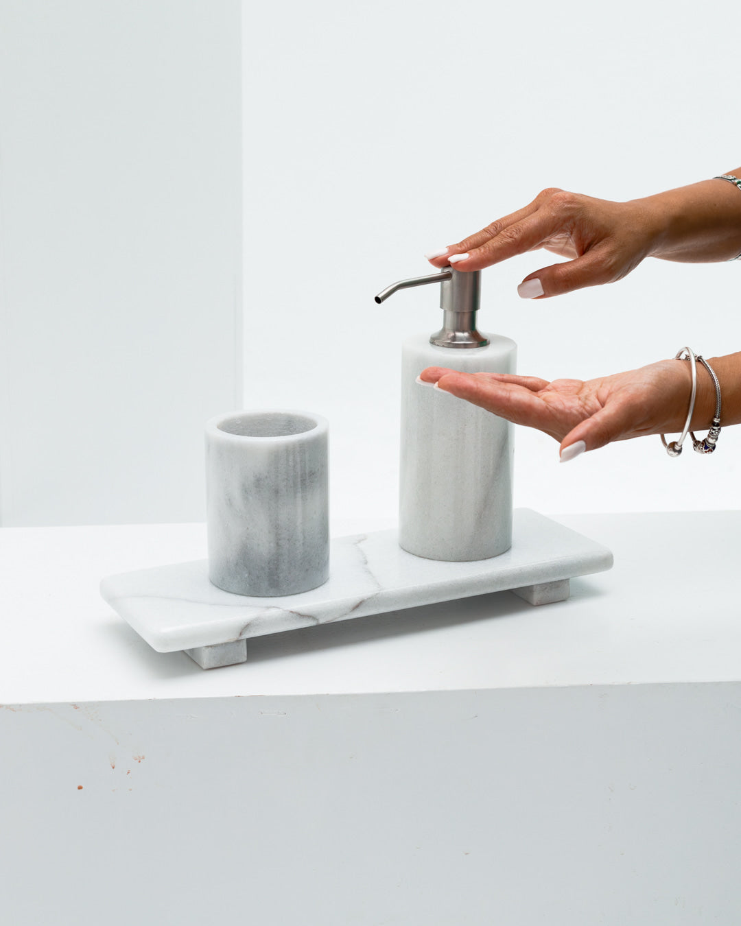 White Marble Bathroom Set