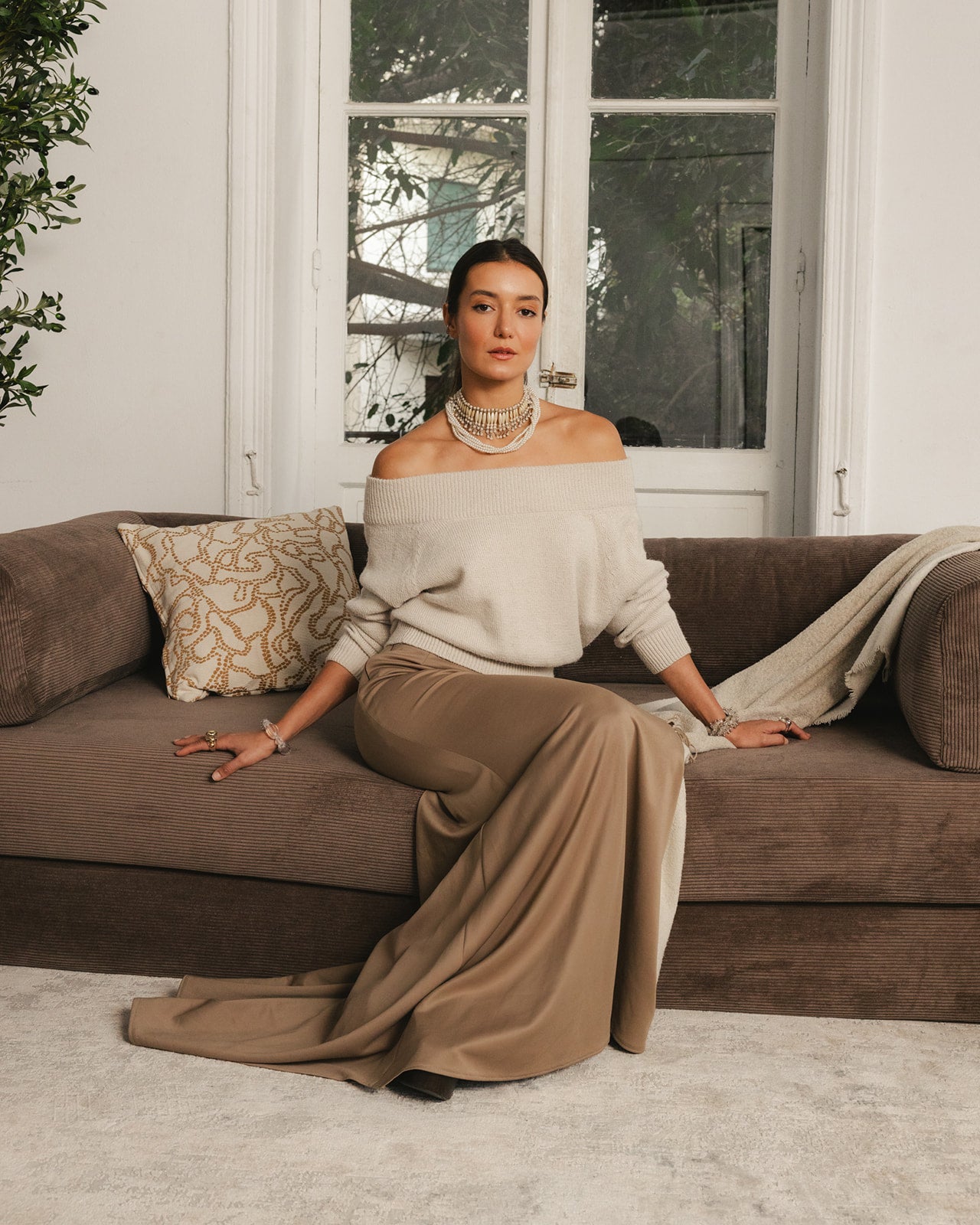 ركنة مودرن قابلة للتحويل لسرير