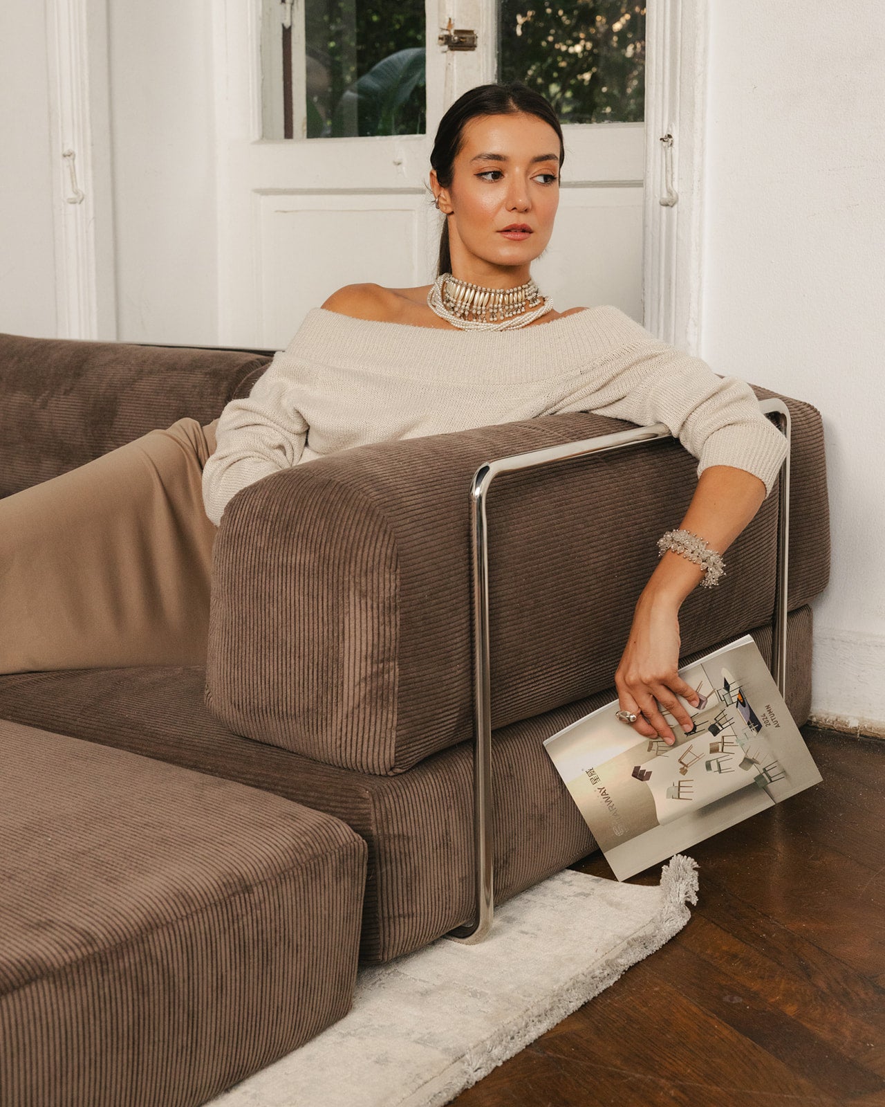 ركنة مودرن قابلة للتحويل لسرير