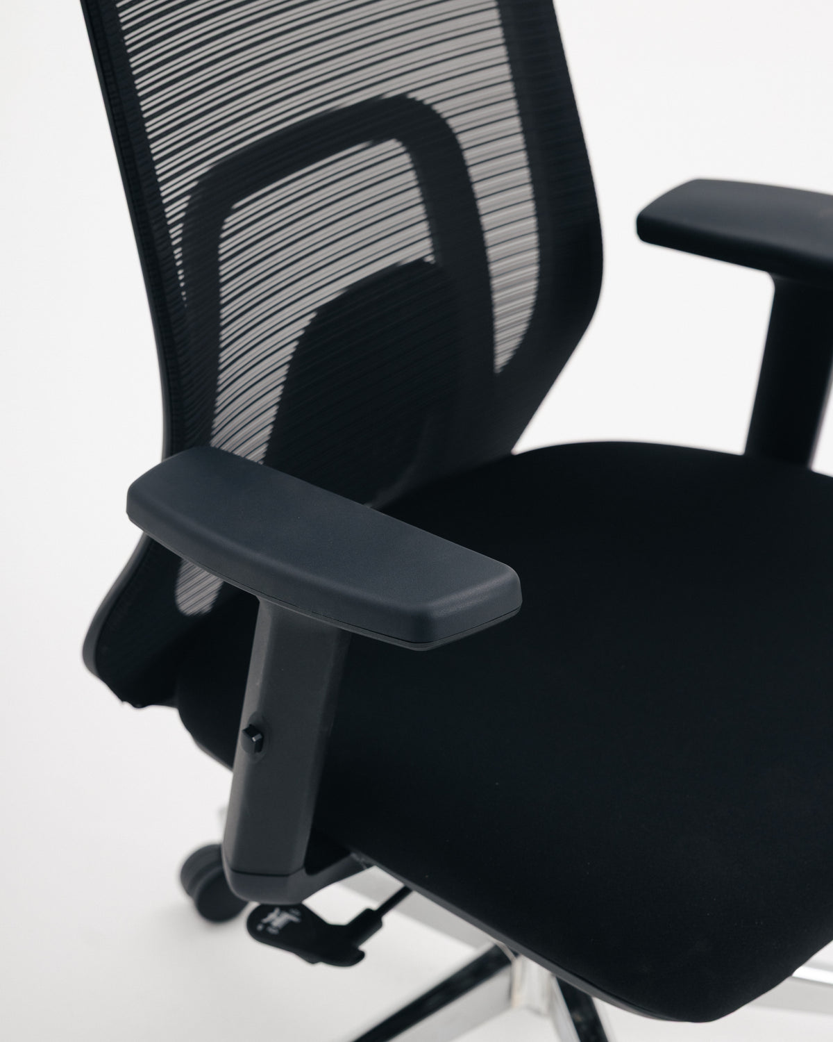 Shift Black Mesh Office Chair -  Wasilaah