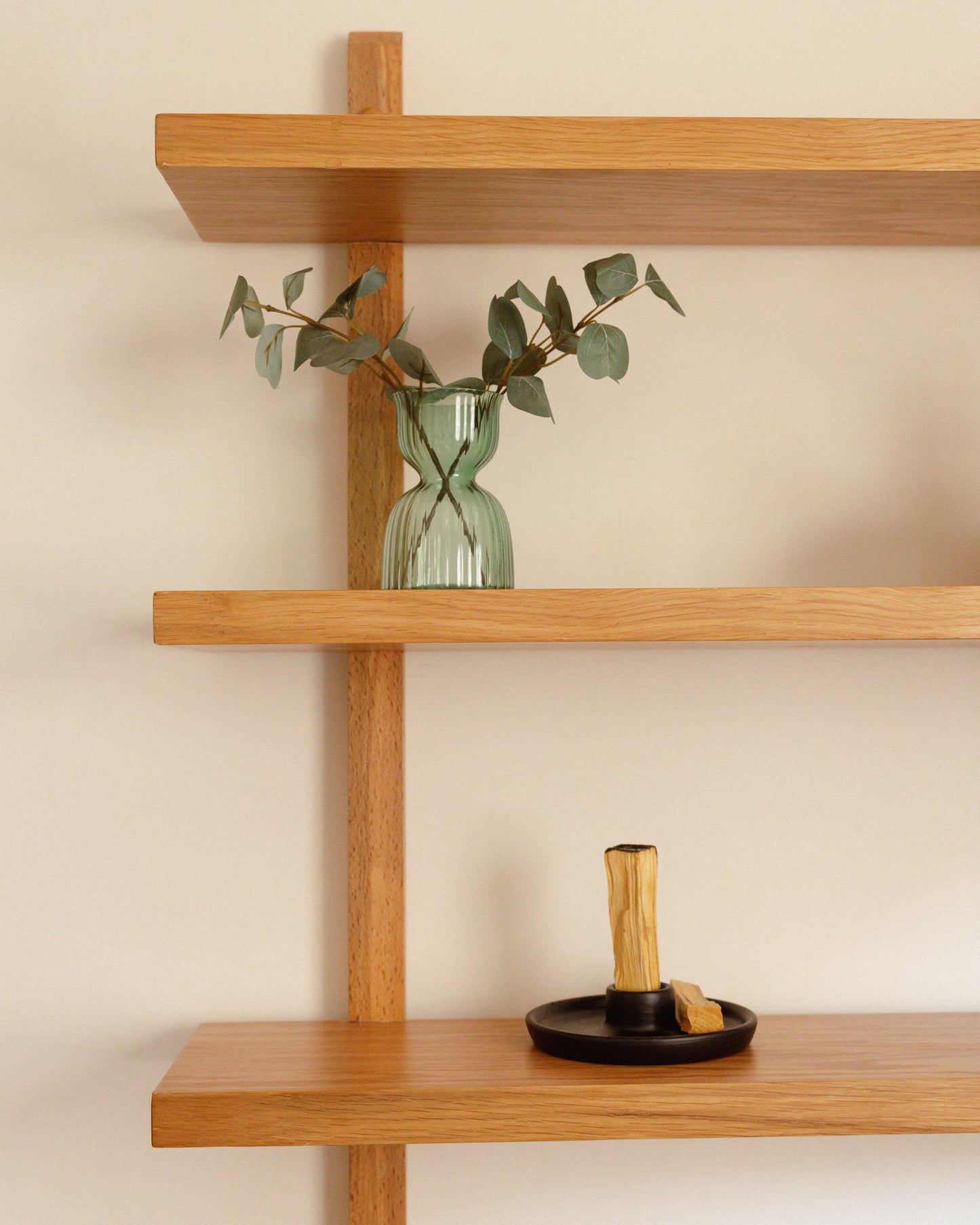ALTITUDE OAK SHELF - Wasilaah