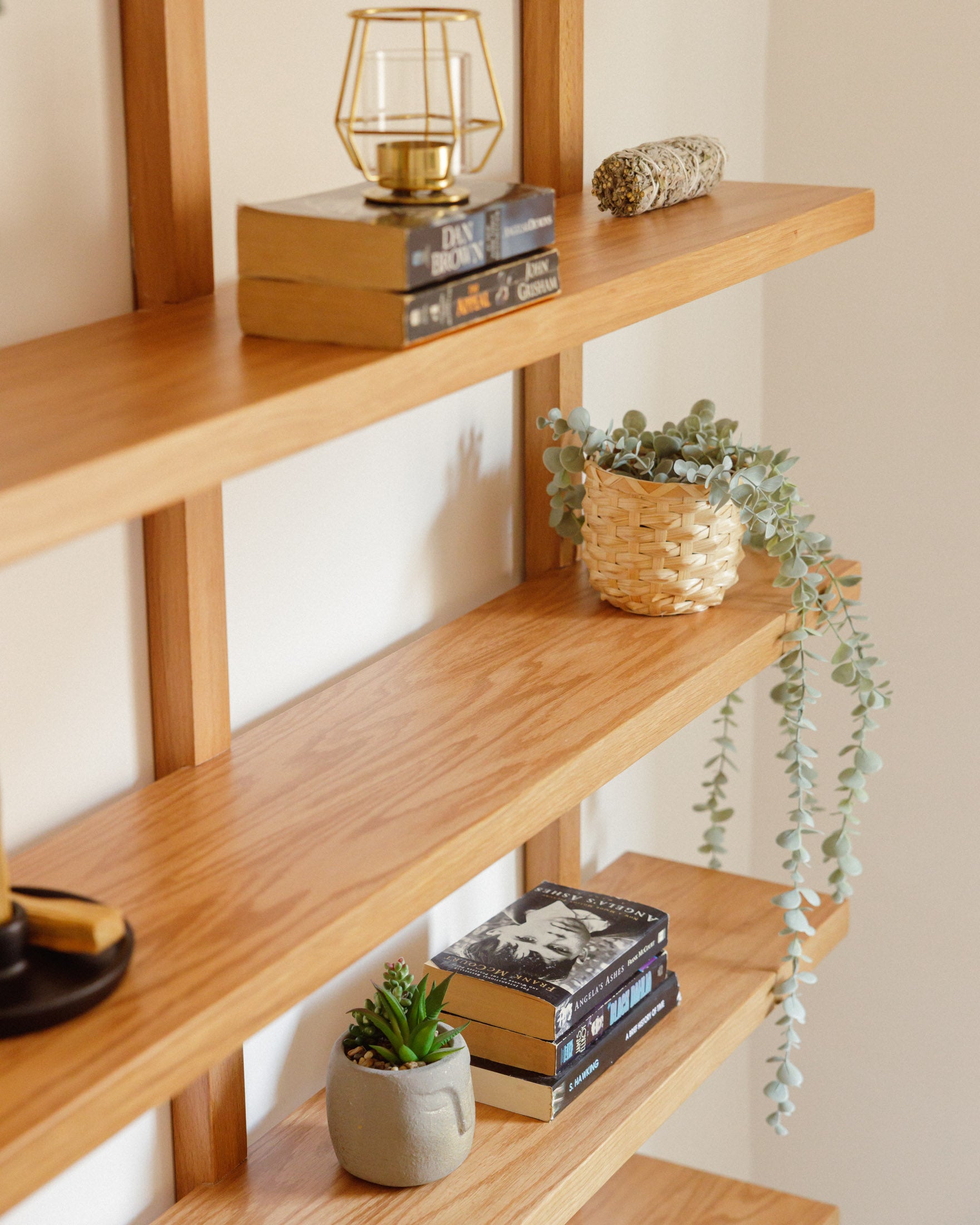 ALTITUDE OAK SHELF - Wasilaah