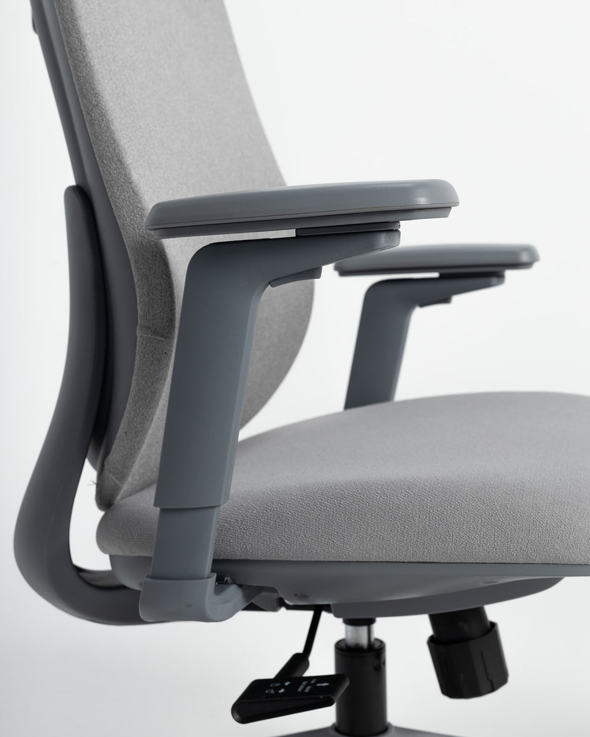 Grey Aura Ergonomic Chair -  Wasilaah