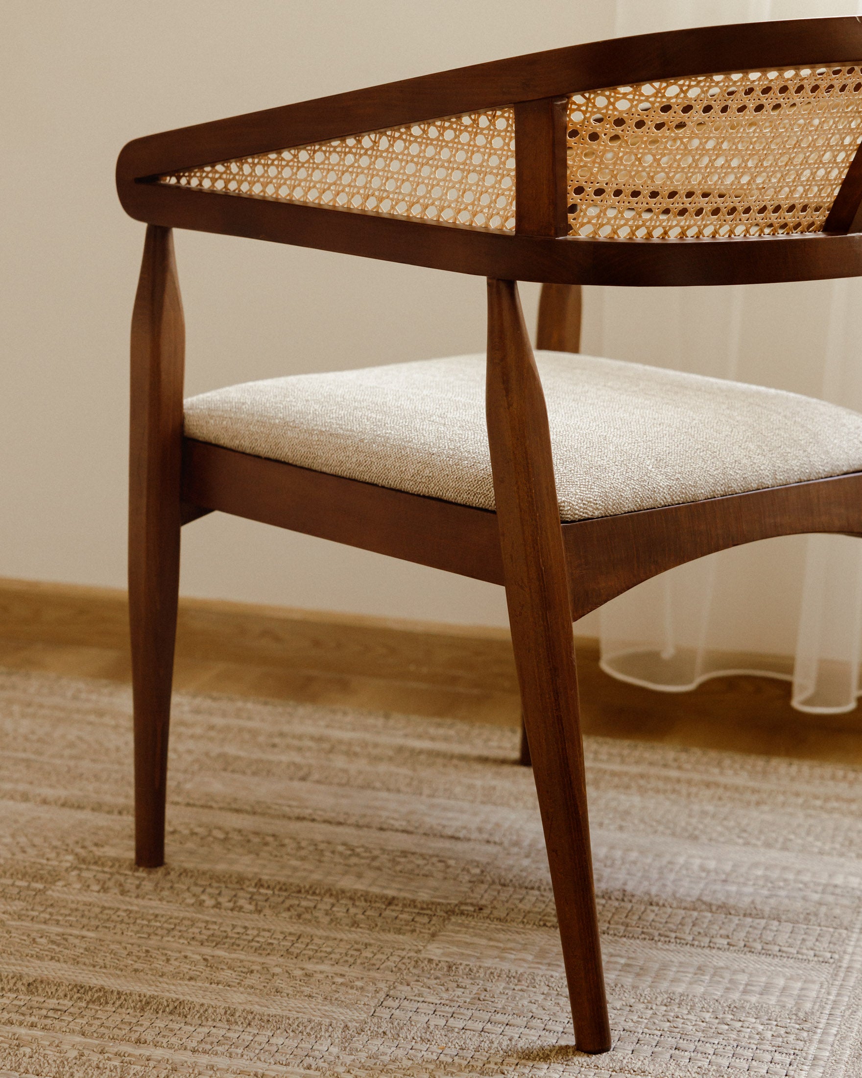 ALPHA RATTAN CHAIR - Wasilaah