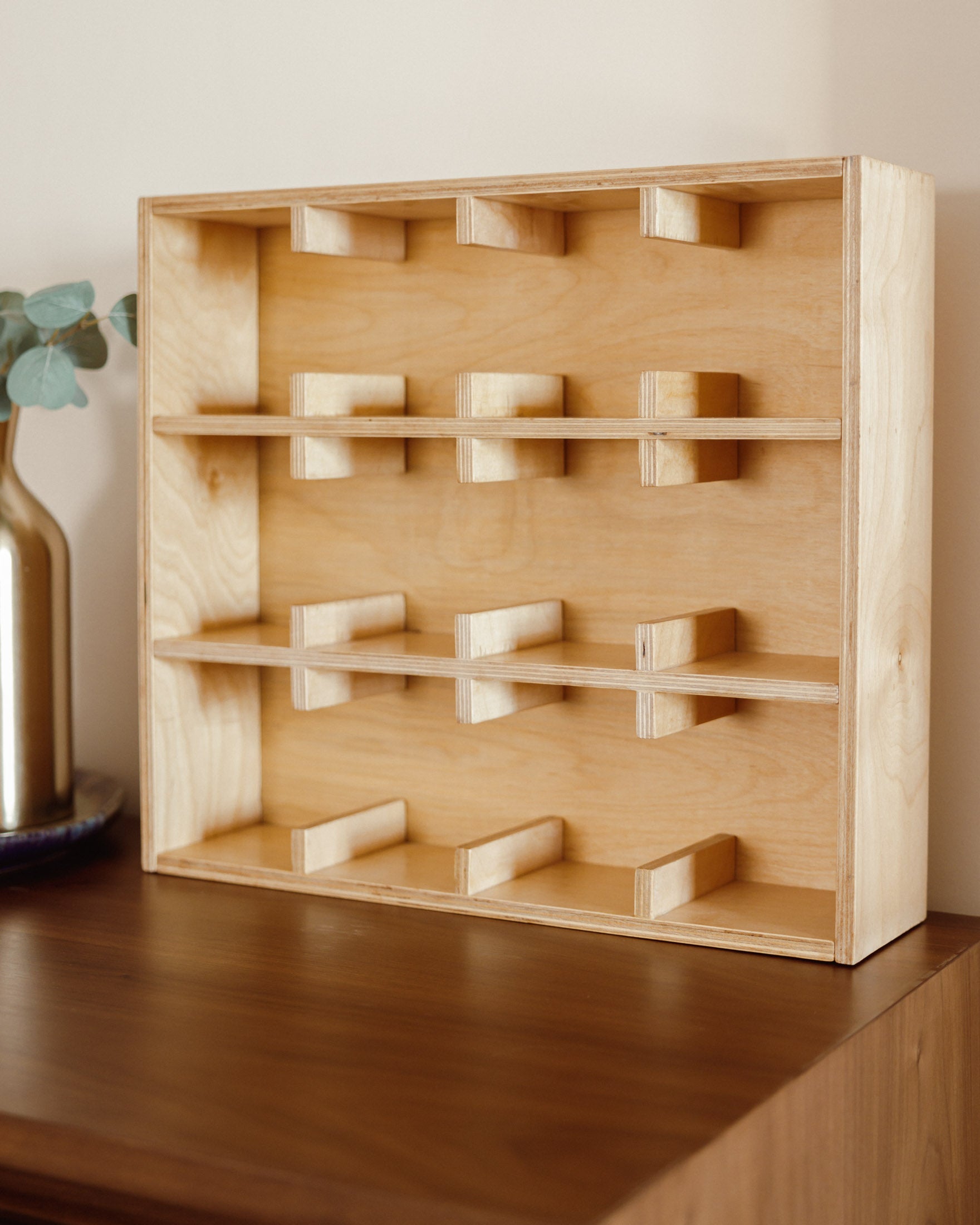 MUG SHELF - Wasilaah