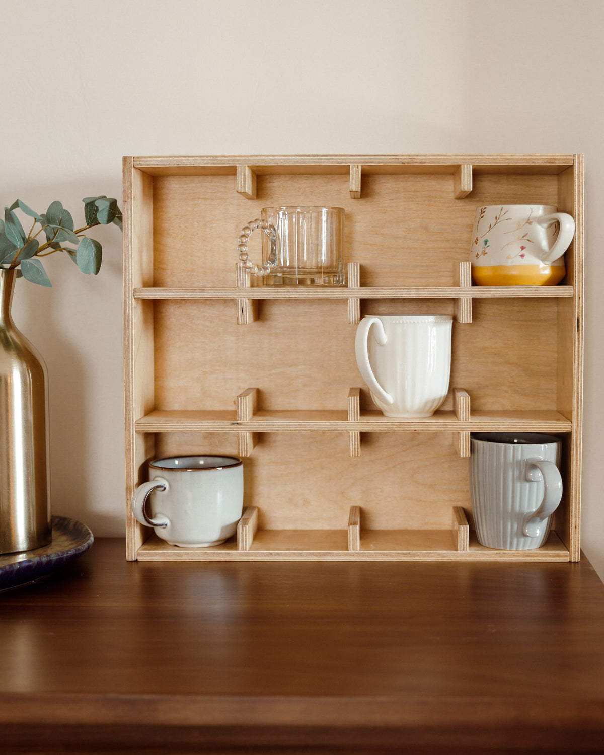 MUG SHELF - Wasilaah
