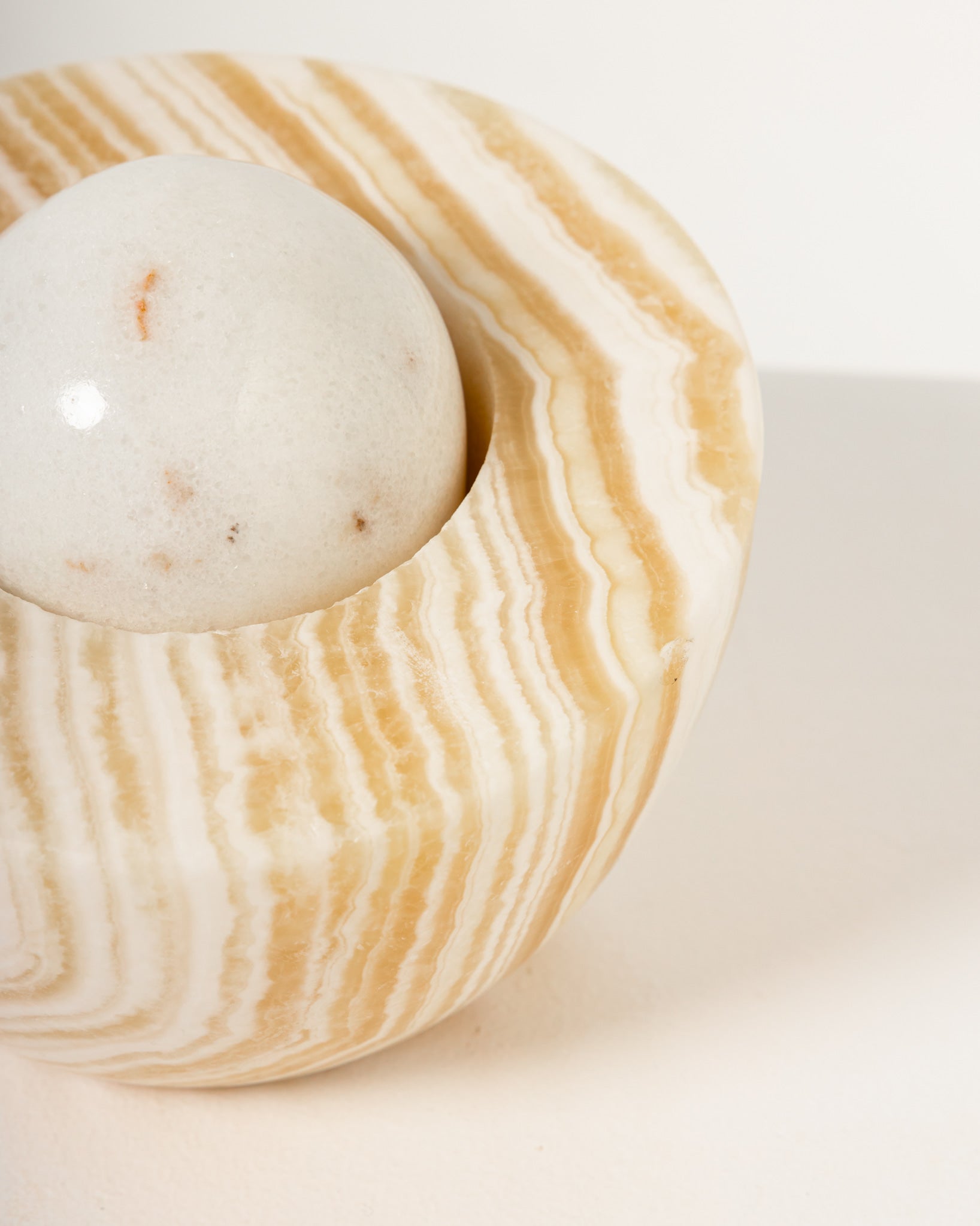 MOONLIGHT SMART TABLE LAMP - Wasilaah