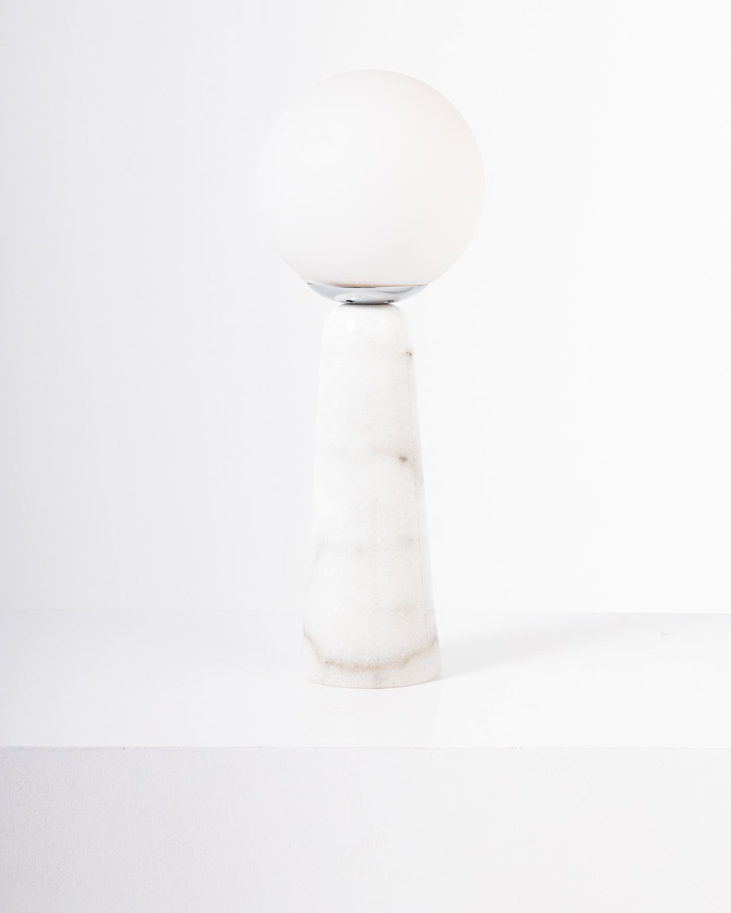 IVORY SMART TABLE LAMP - Wasilaah