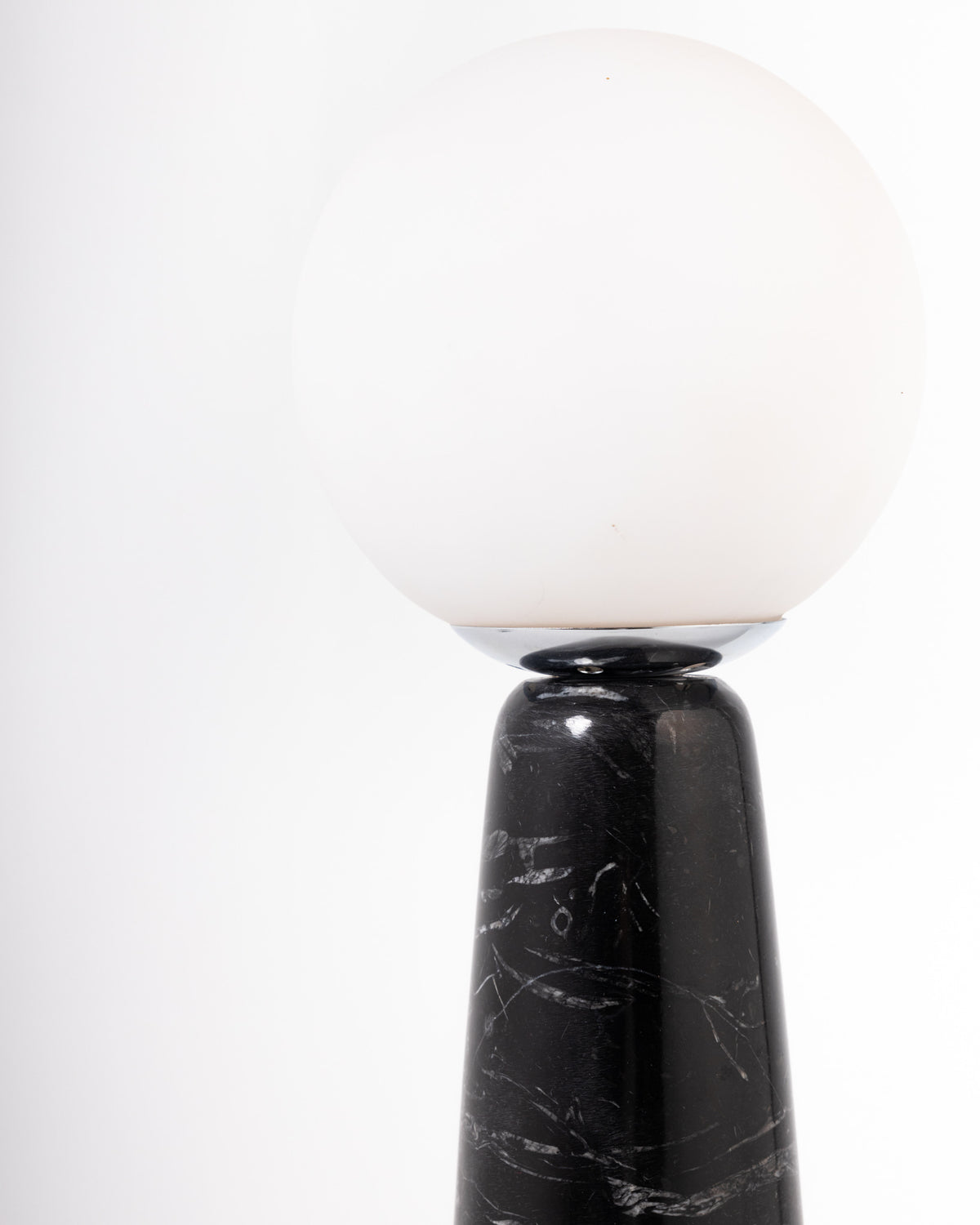 VESPRE SMART TABLE LAMP - Wasilaah