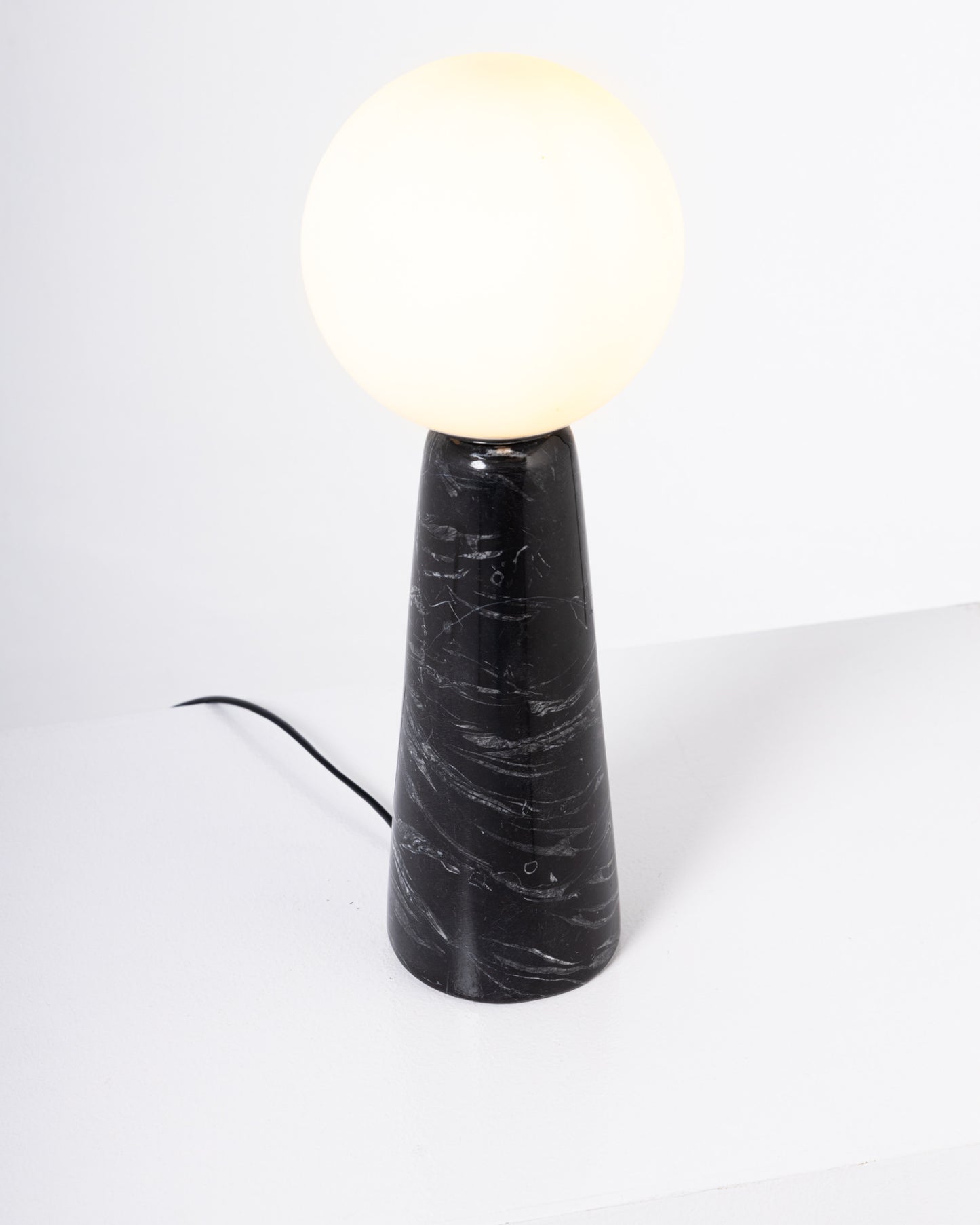 VESPRE SMART TABLE LAMP - Wasilaah