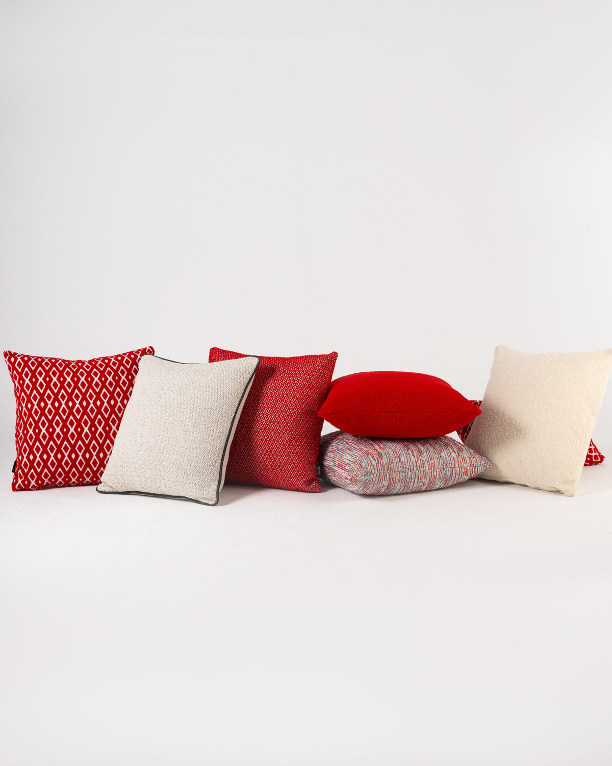 Holly Cushion - Wasilaah