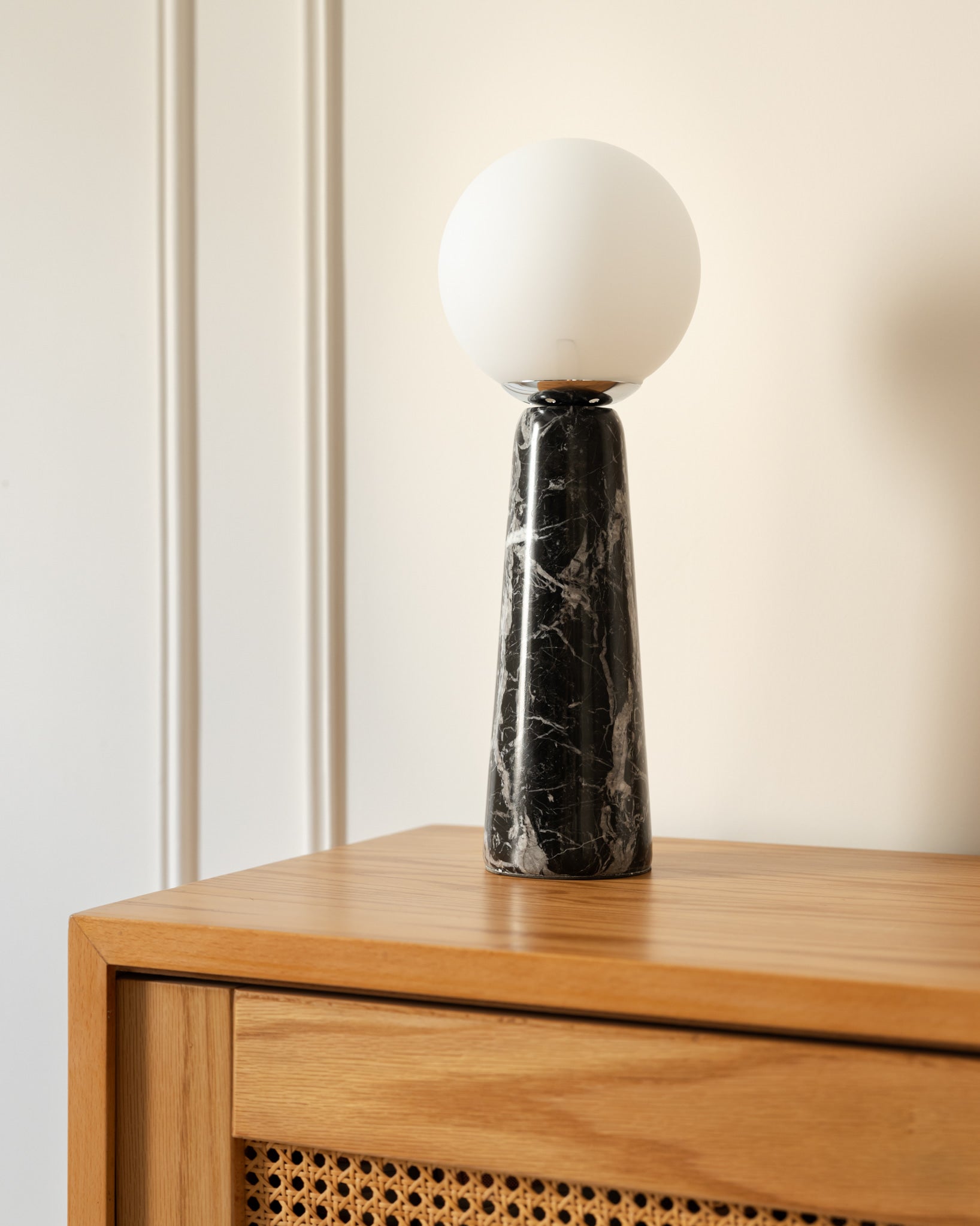 VESPRE SMART TABLE LAMP - Wasilaah