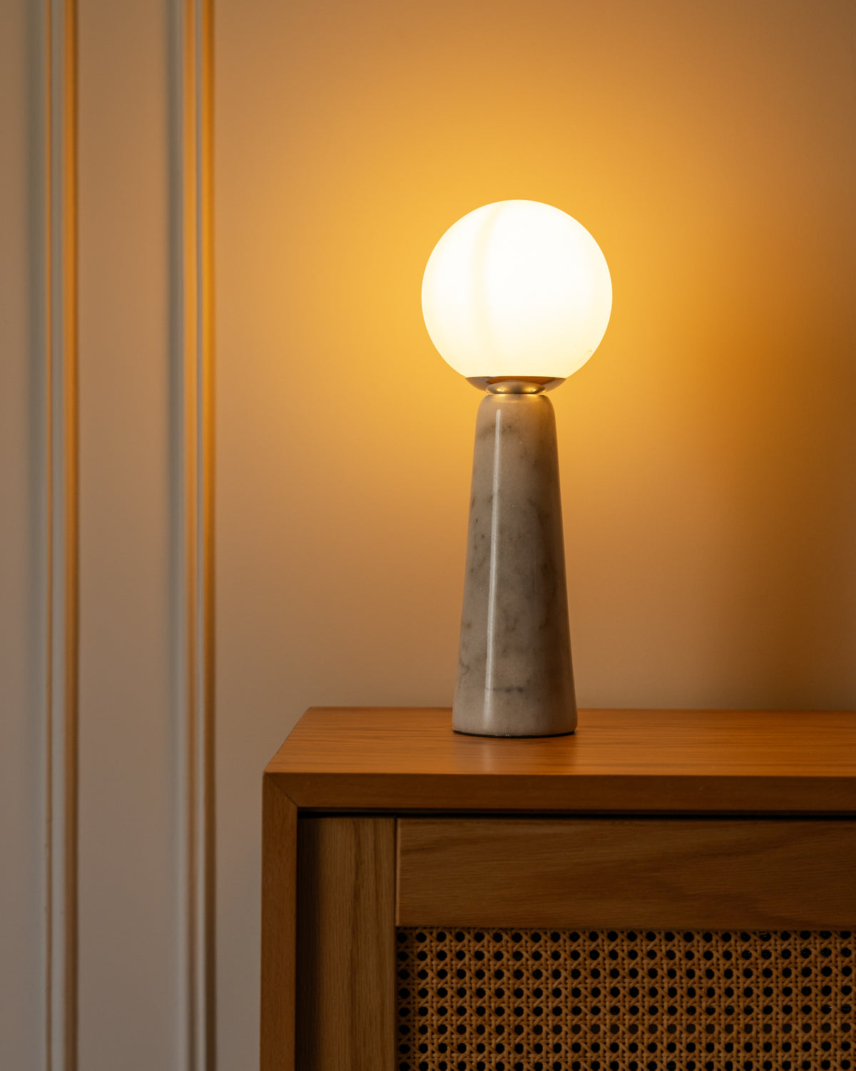 IVORY SMART TABLE LAMP - Wasilaah