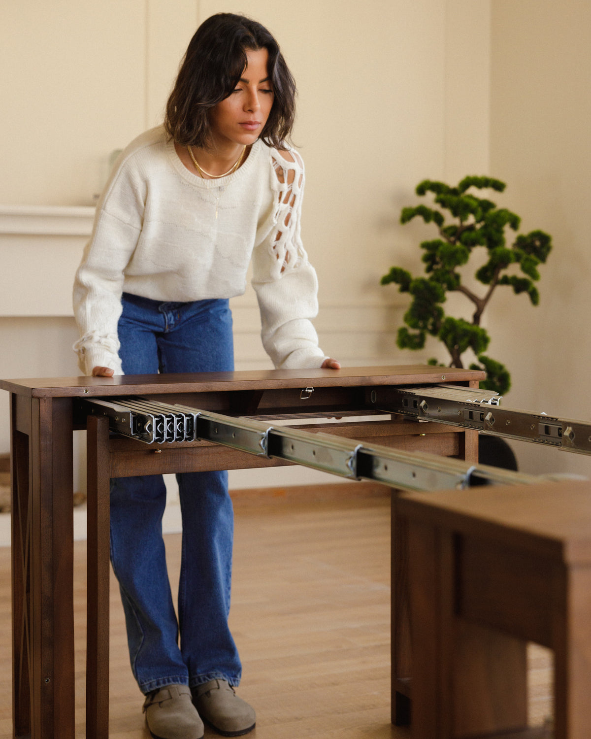 Walnut Transformer Table -  Wasilaah