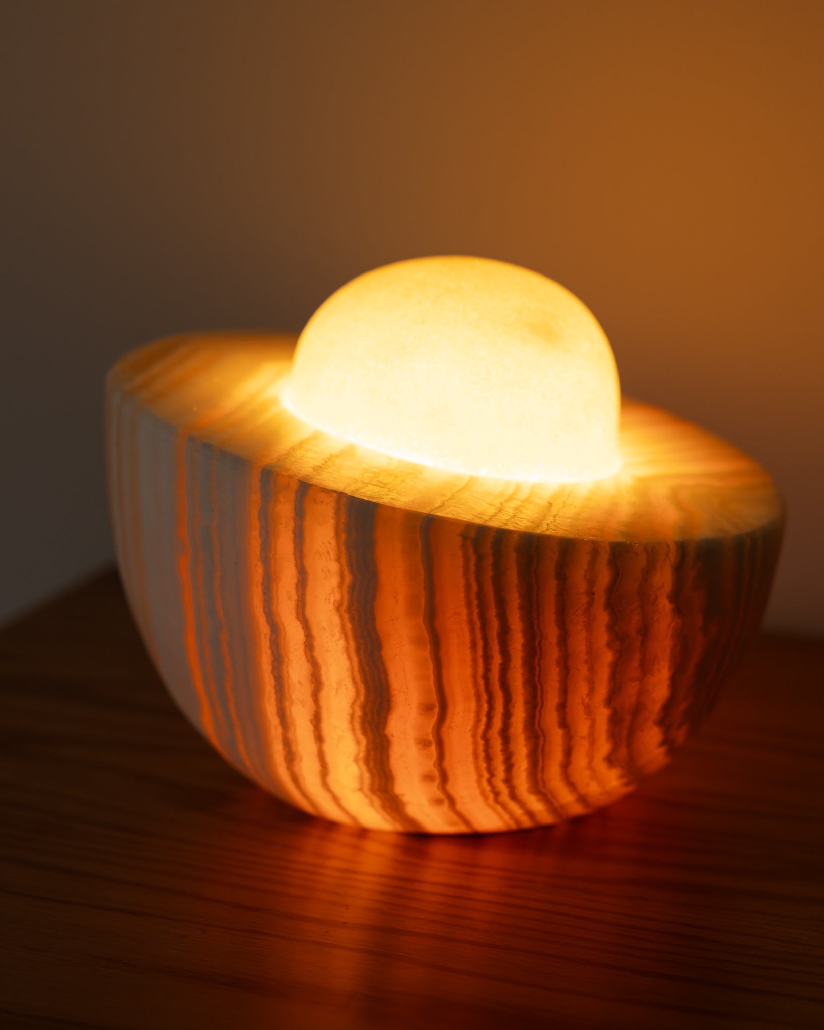 MOONLIGHT SMART TABLE LAMP - Wasilaah