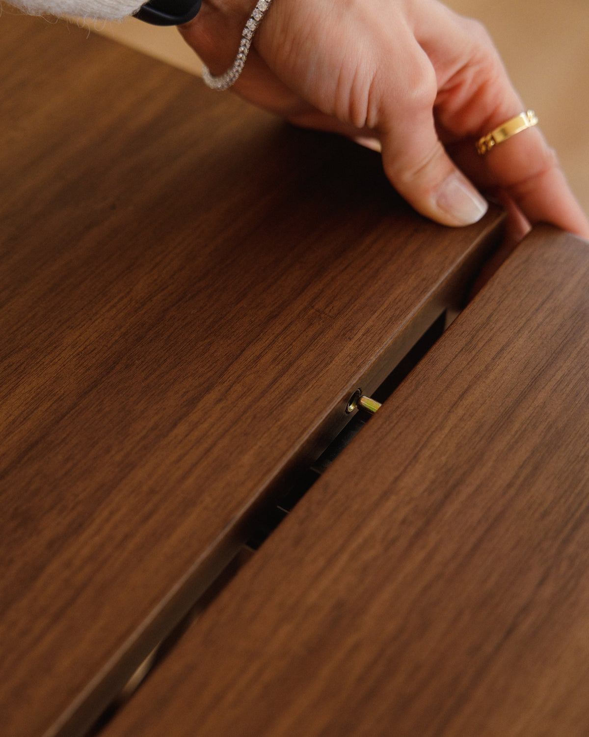 Walnut Transformer Table -  Wasilaah