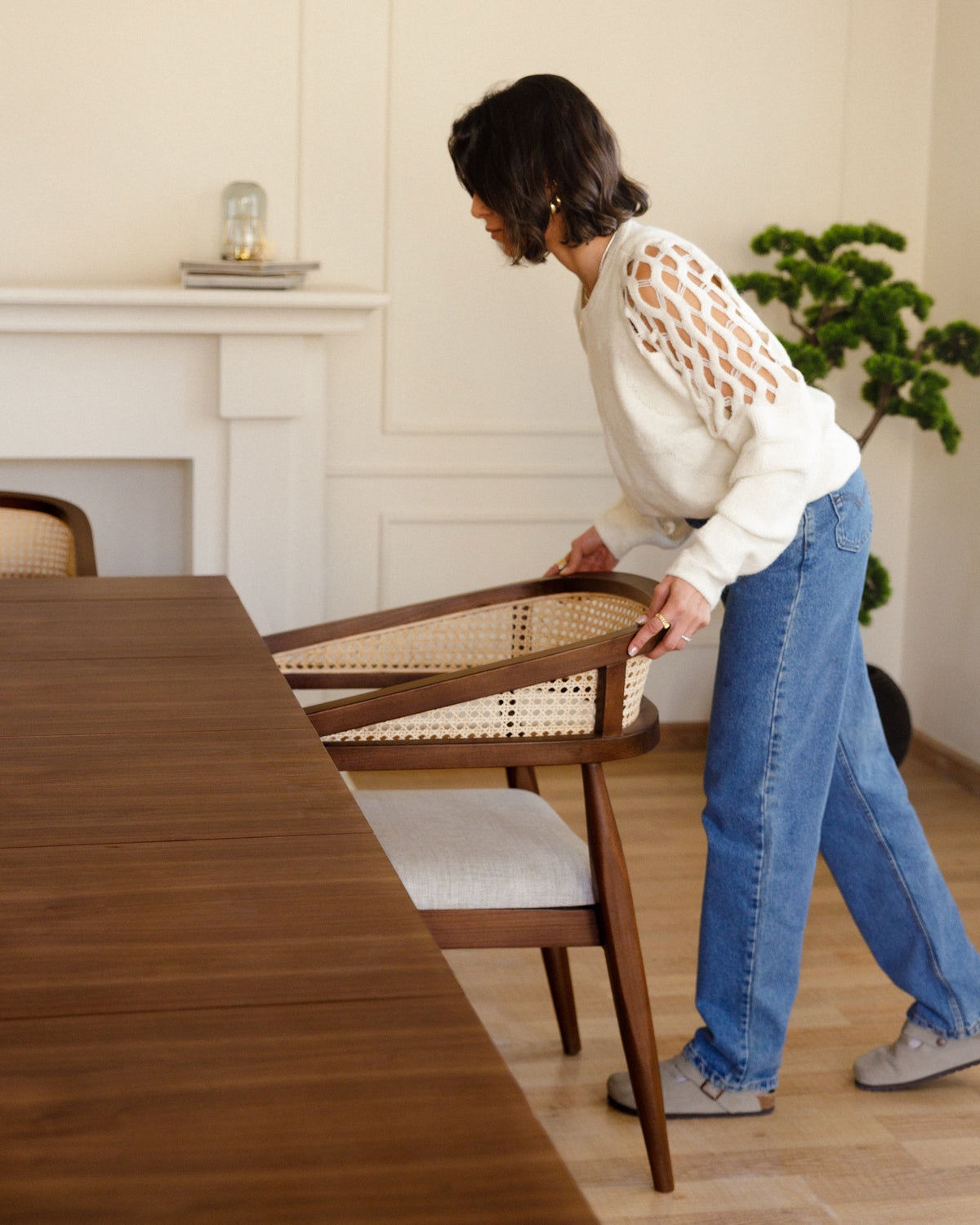 Walnut Transformer Table -  Wasilaah
