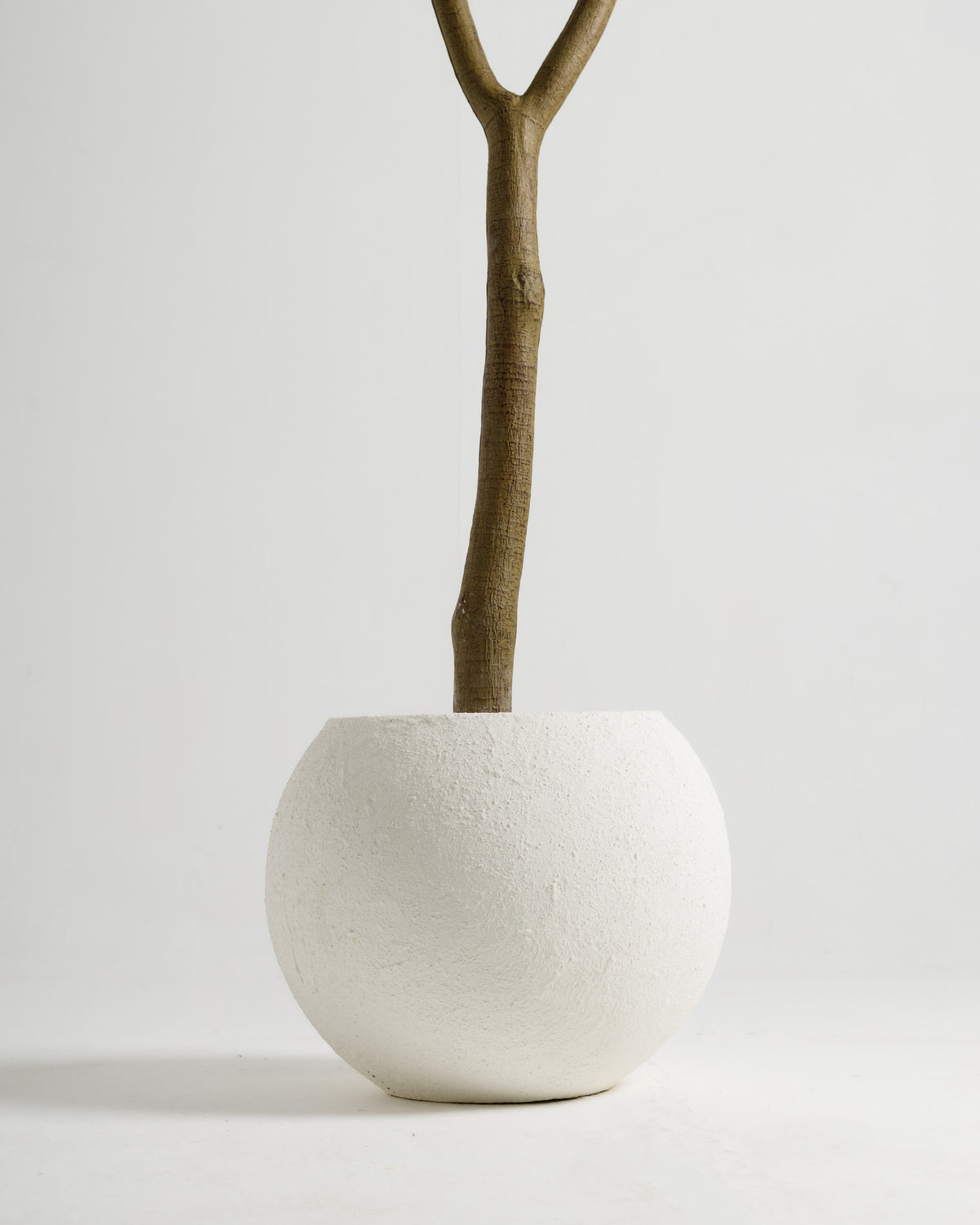 Handmade White Round Fiber Planter | Large 35cm Pot
