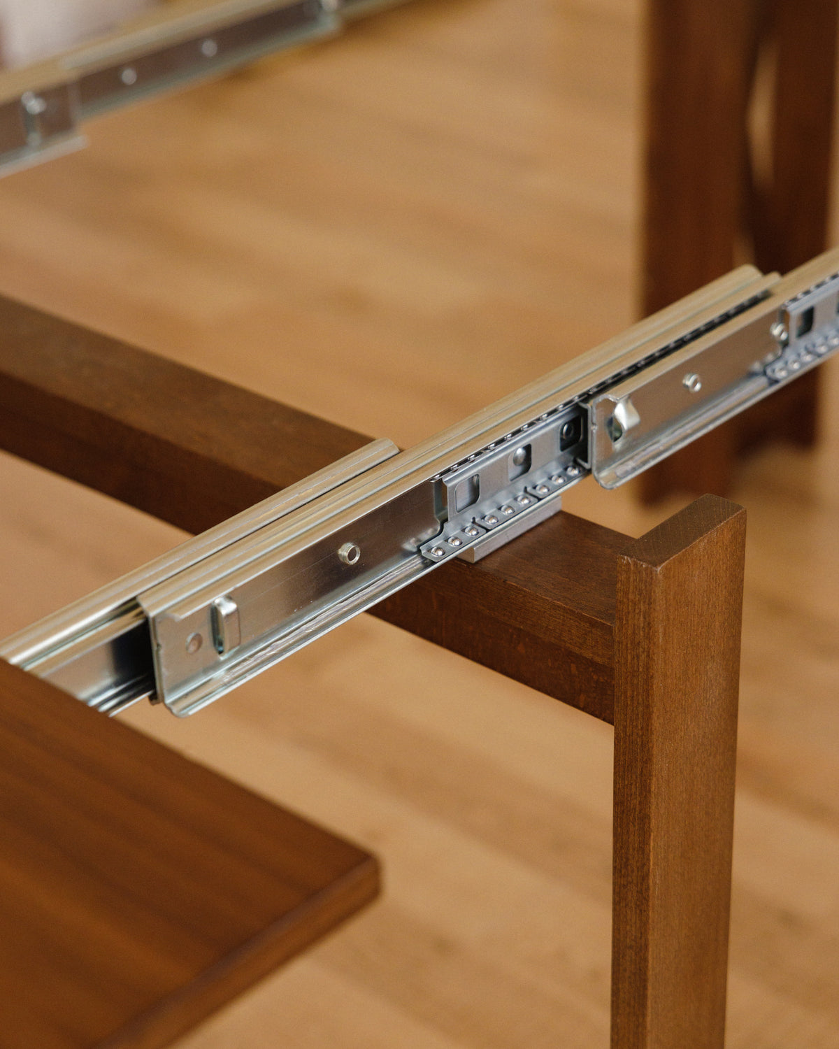 Walnut Transformer Table -  Wasilaah