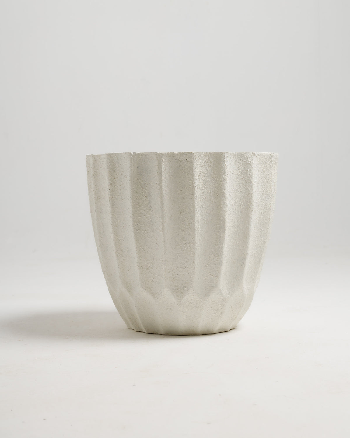 White strip Fiber Pot -  Wasilaah