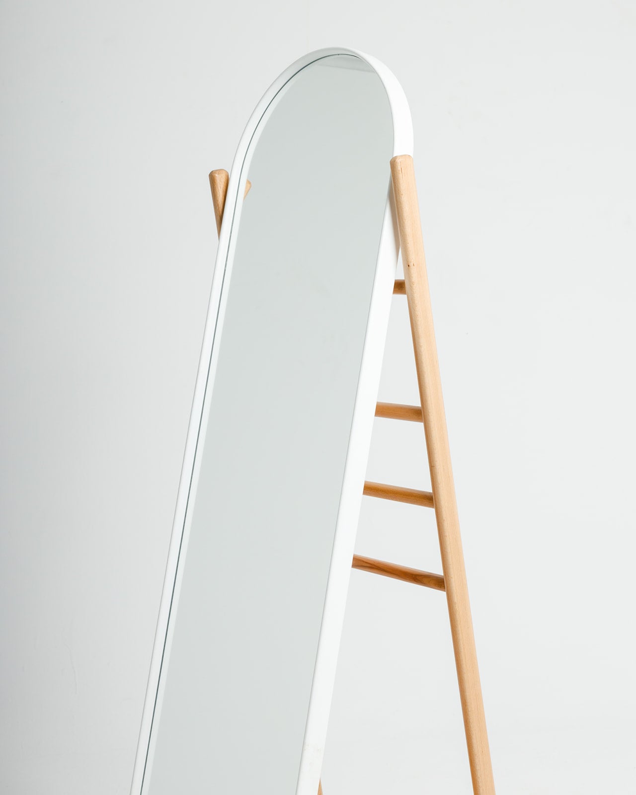 Archy Mirror - Wasilaah