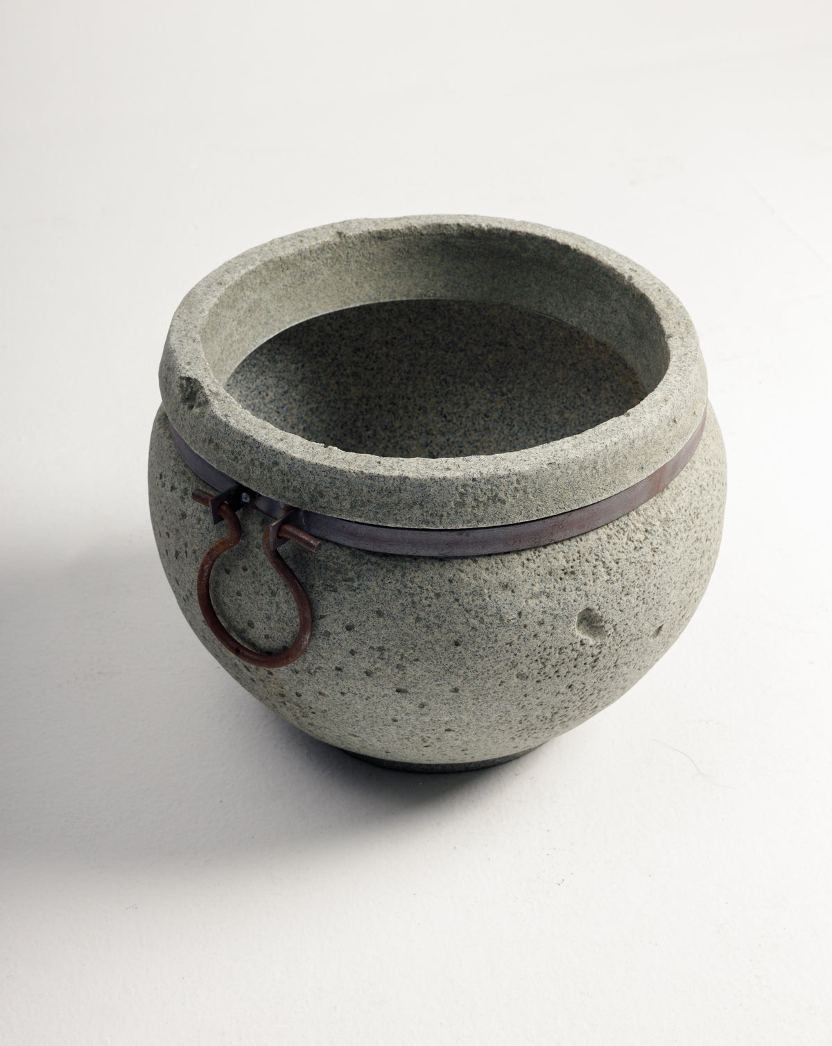 FERRUSTICANO POT -  Wasilaah