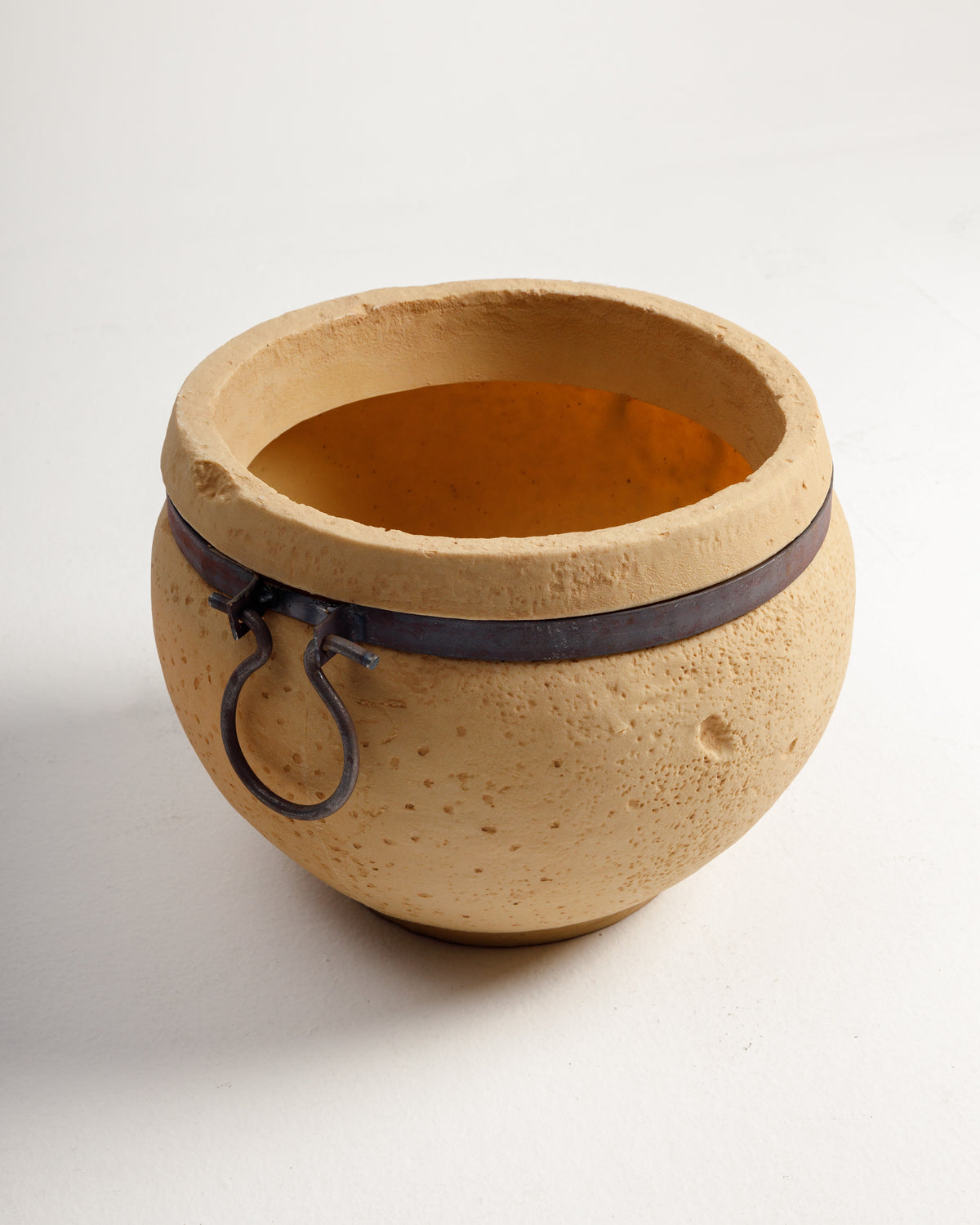 FERRUSTICANO POT -  Wasilaah
