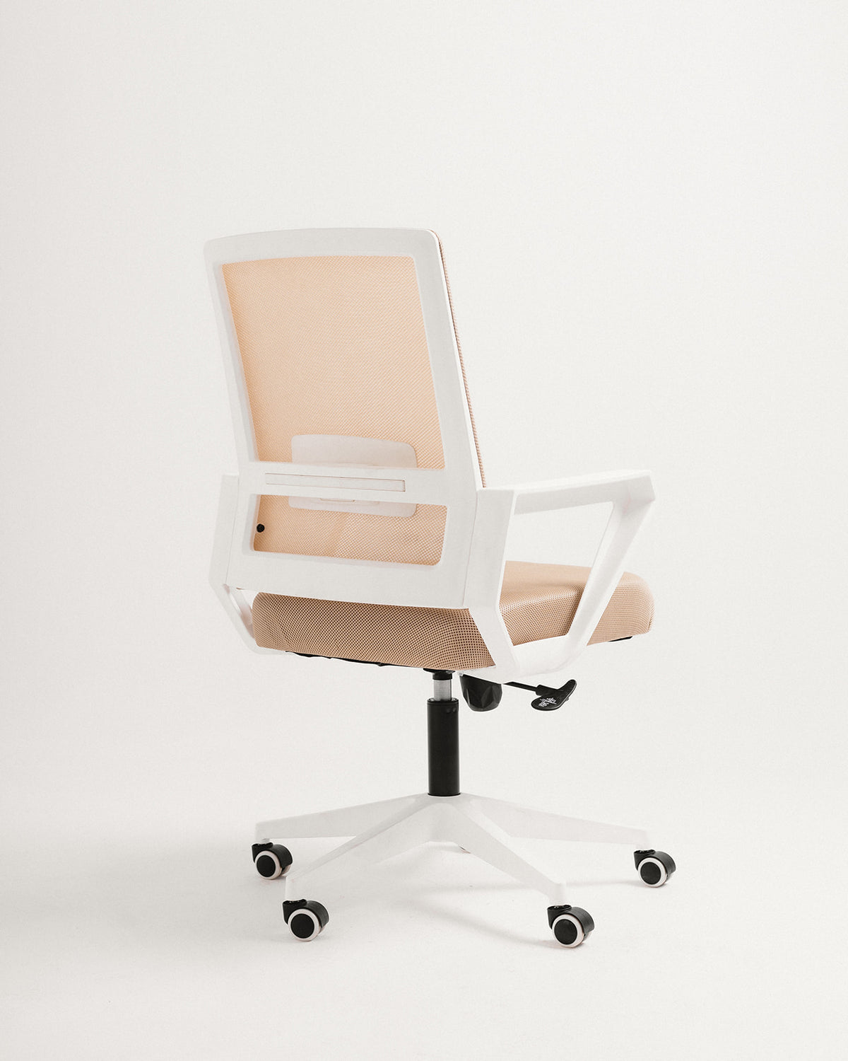 White Mesh Chair -  Wasilaah