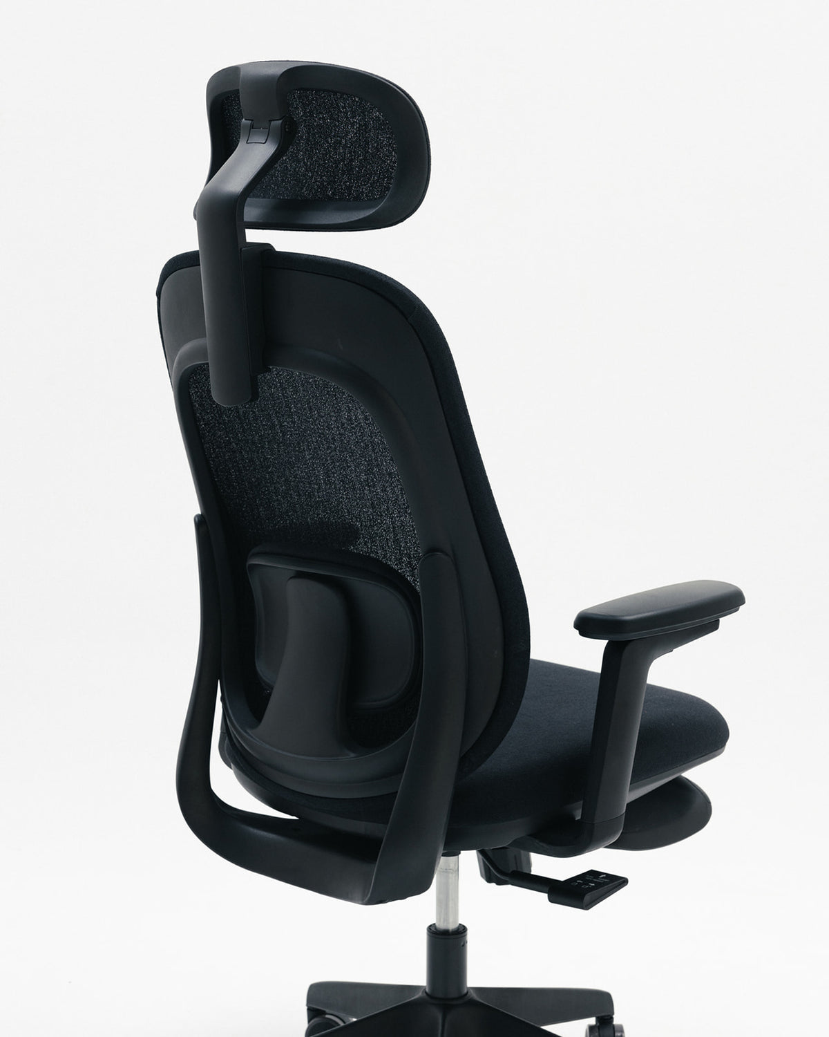 Black Aura Ergonomic Chair -  Wasilaah