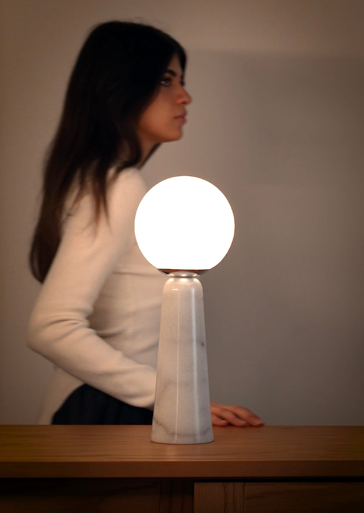 IVORY SMART TABLE LAMP - Wasilaah