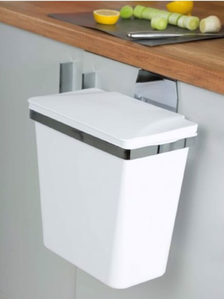 Trash Bin With Metal Hanger -  Wasilaah