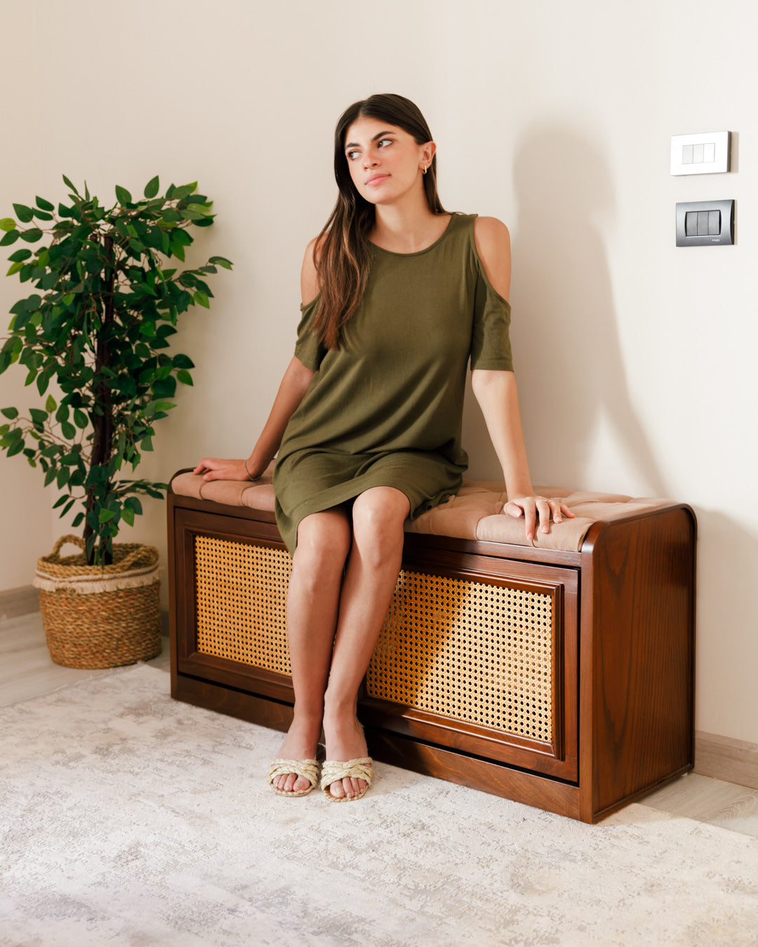 Dark Rattan Shoe Storage Bench