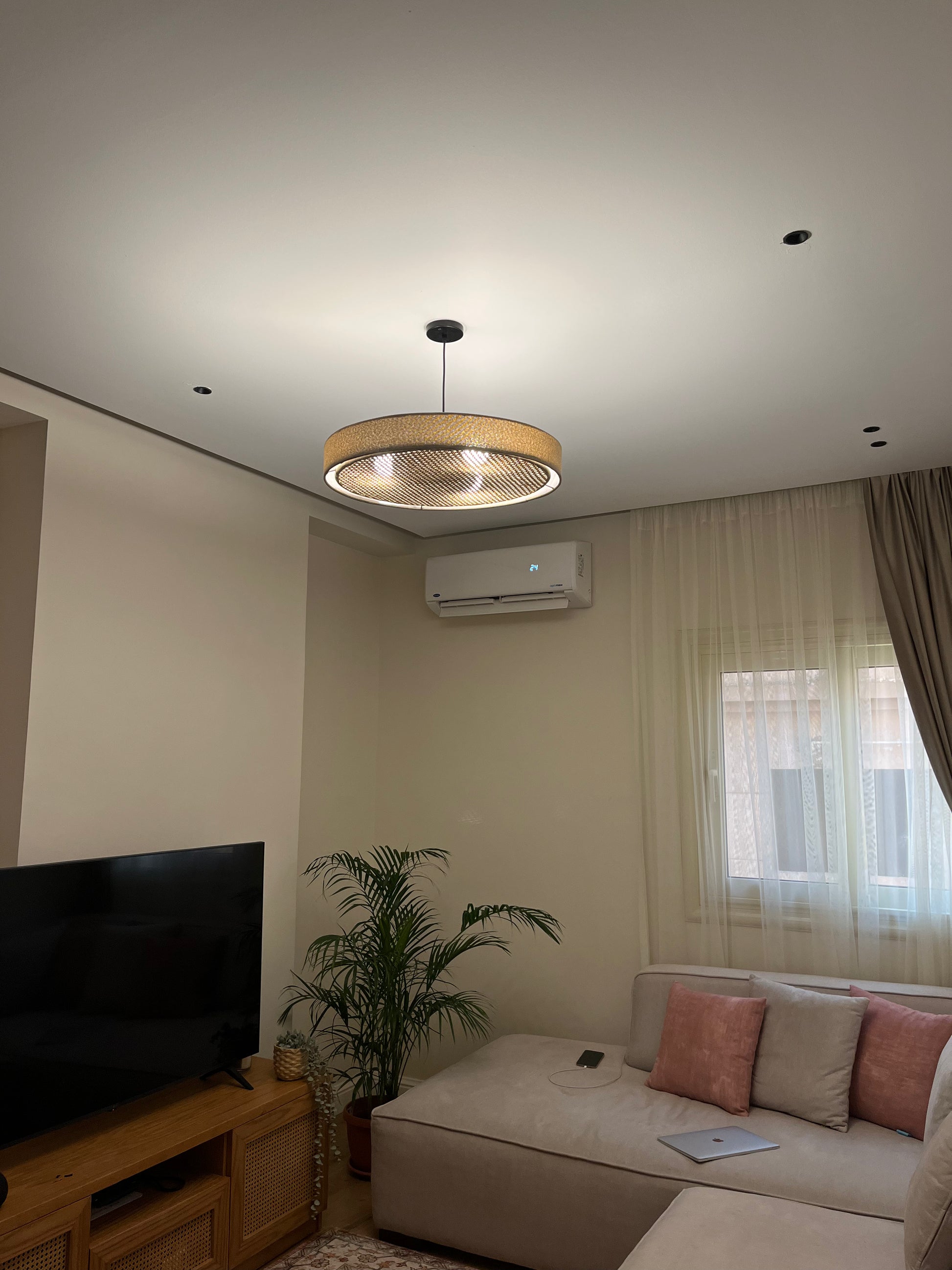 Pluto Chandelier - Wasilaah