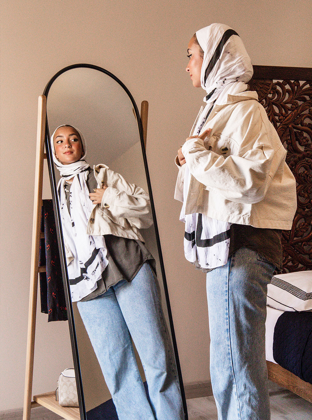 Archy Mirror - Wasilaah