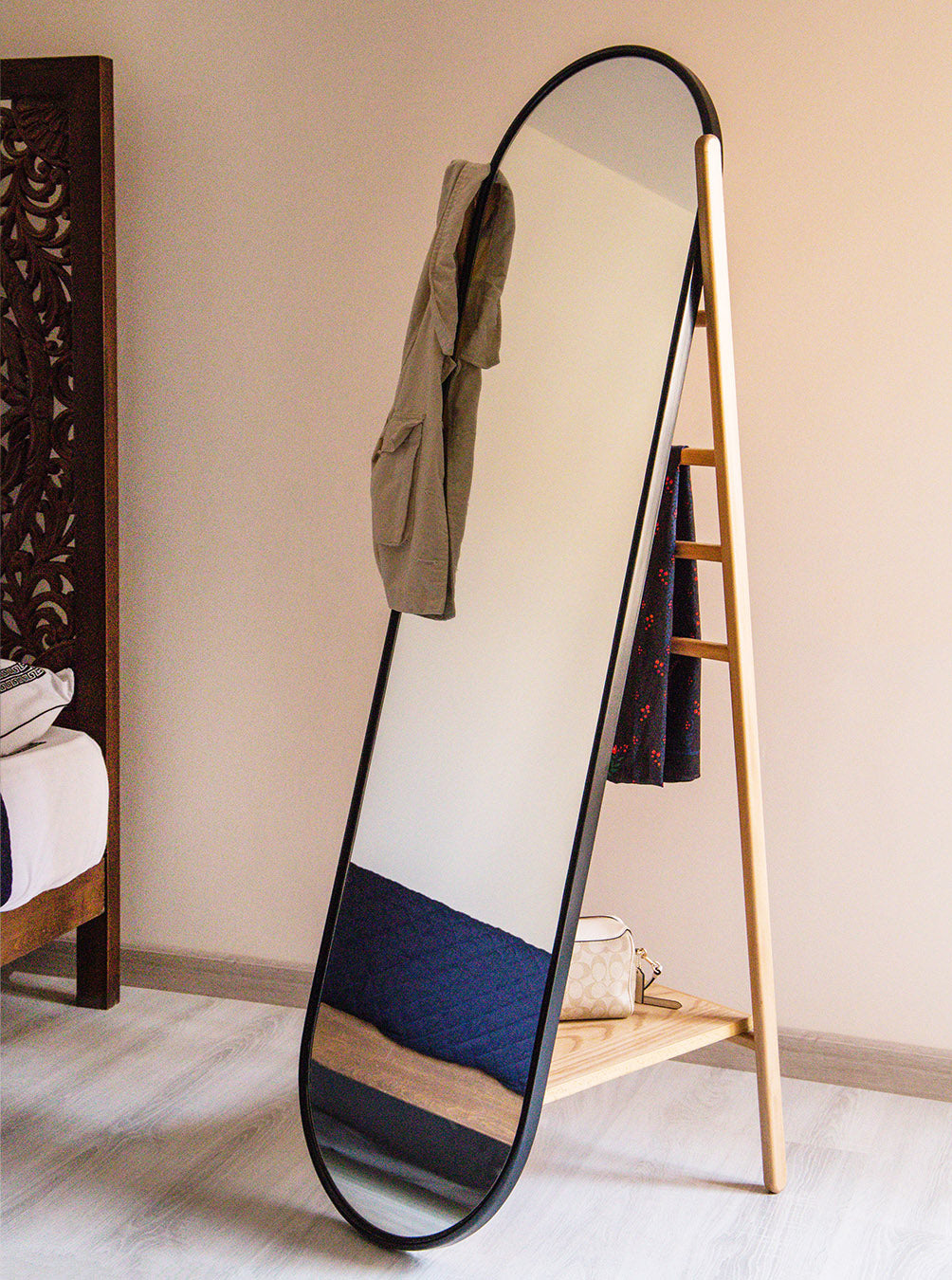 Archy Mirror - Wasilaah