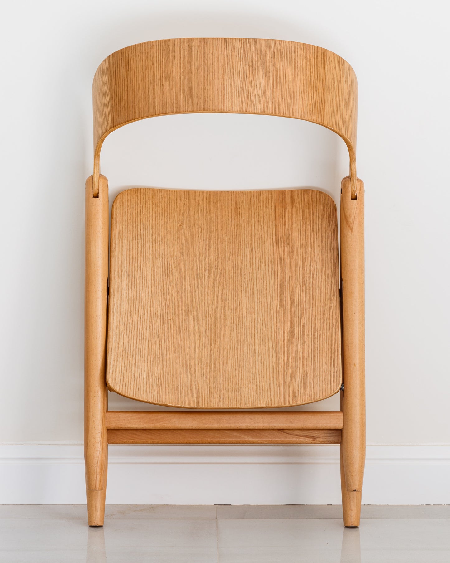 The Folde Chair - Wasilaah