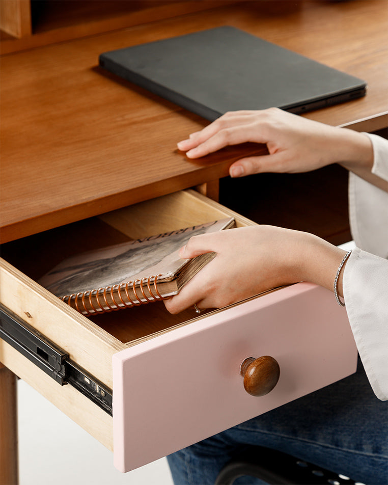 Lilia Desk - Wasilaah