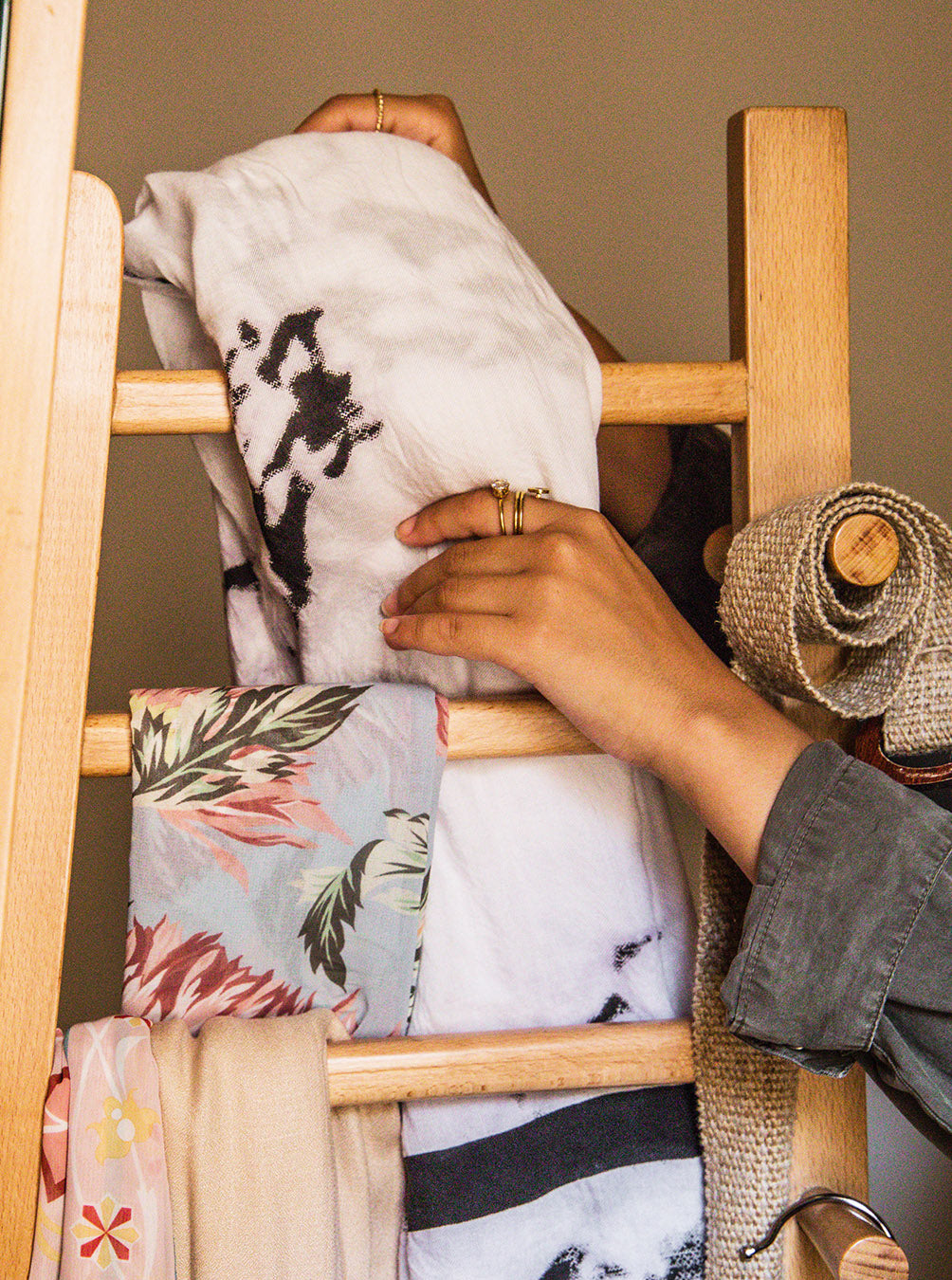 Wardrobe Mirror - Wasilaah